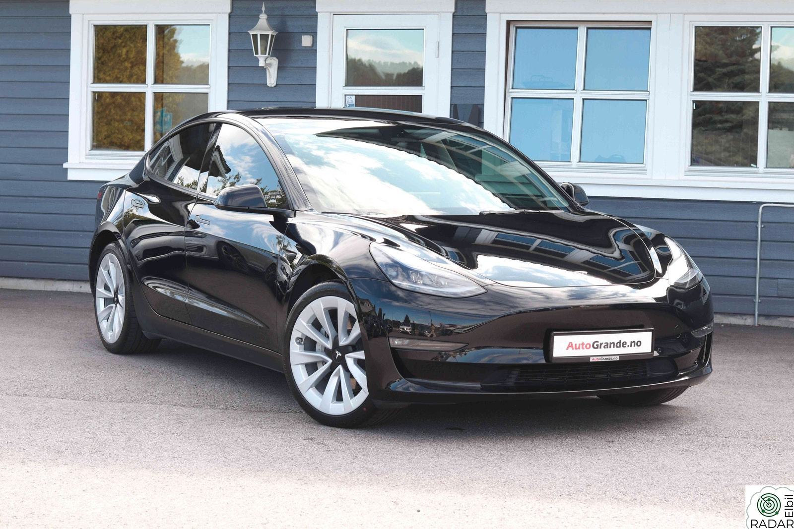 TESLA Model 3 LR 602KM AUTOPILOT SOLTAK ELSETER PREMIUM RKAM FORVARME