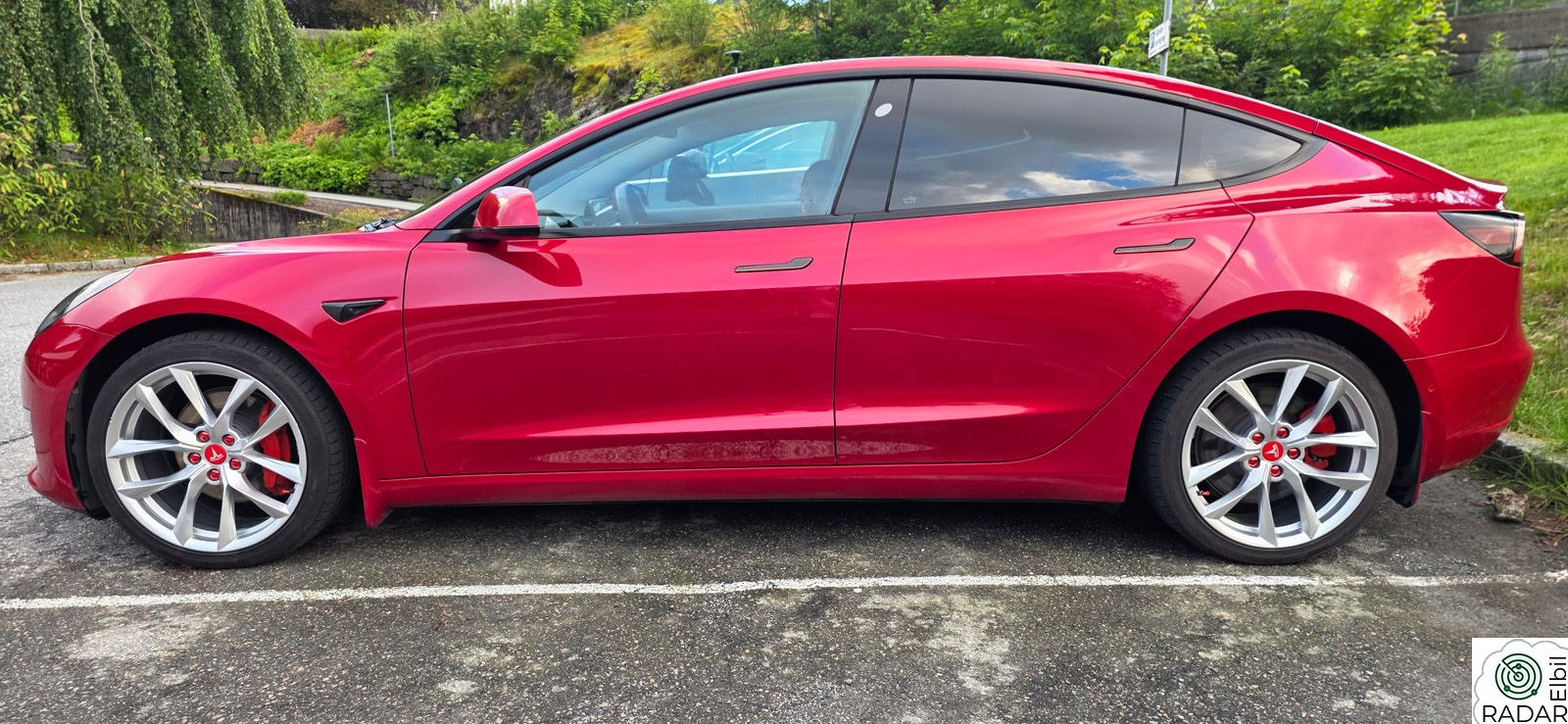TESLA Model 3 Long Range AWD