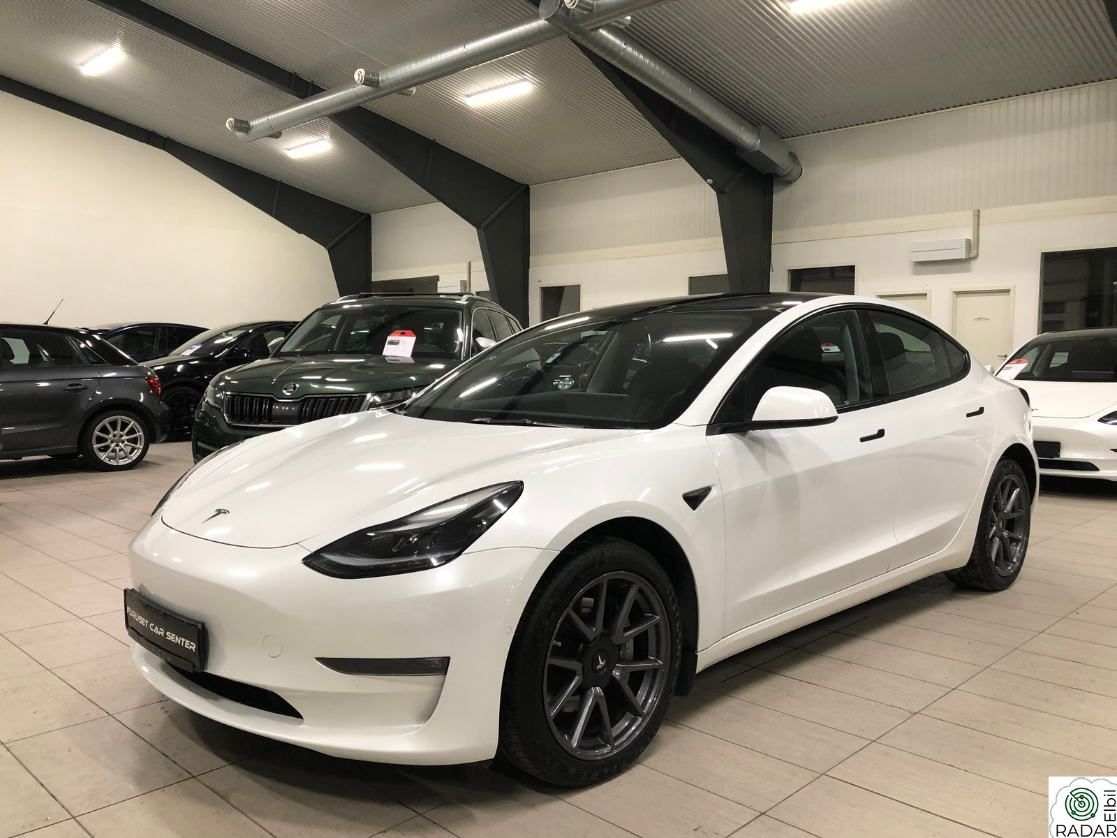 TESLA Model 3 LONG RANGE,AWD,KROK,VARMEPUMPE, AP,PREMIUM,18"+18"NORSK