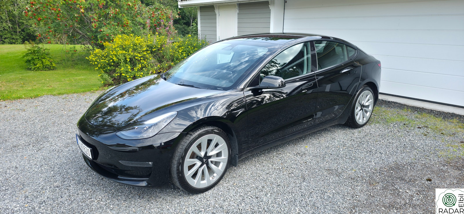 TESLA Model 3 Long Range AWD