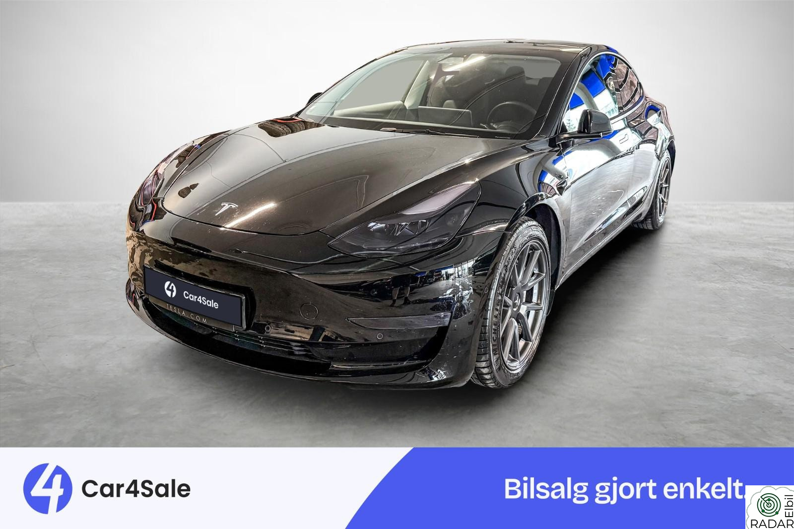 TESLA Model 3 Long Range AWD / 614km / Premium / Krok / AP / V.Pumpe