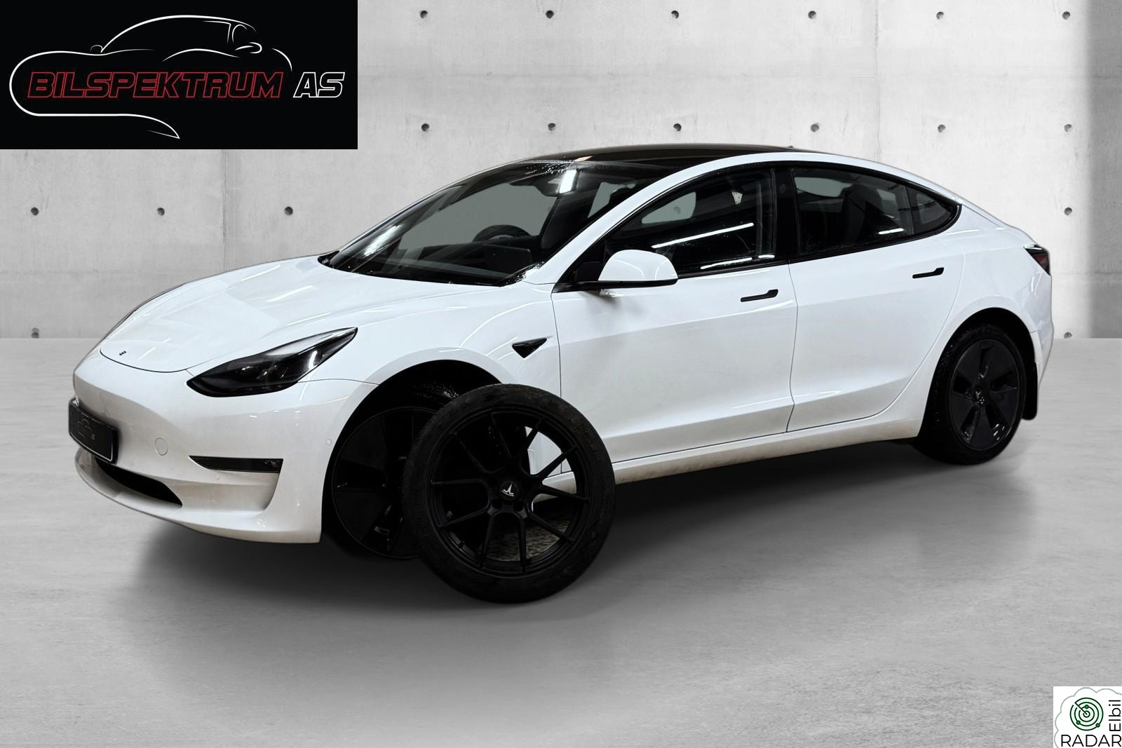 TESLA Model 3 Long-Range AWD // Highland, AMDRyzen, Premium, V.pumpe+