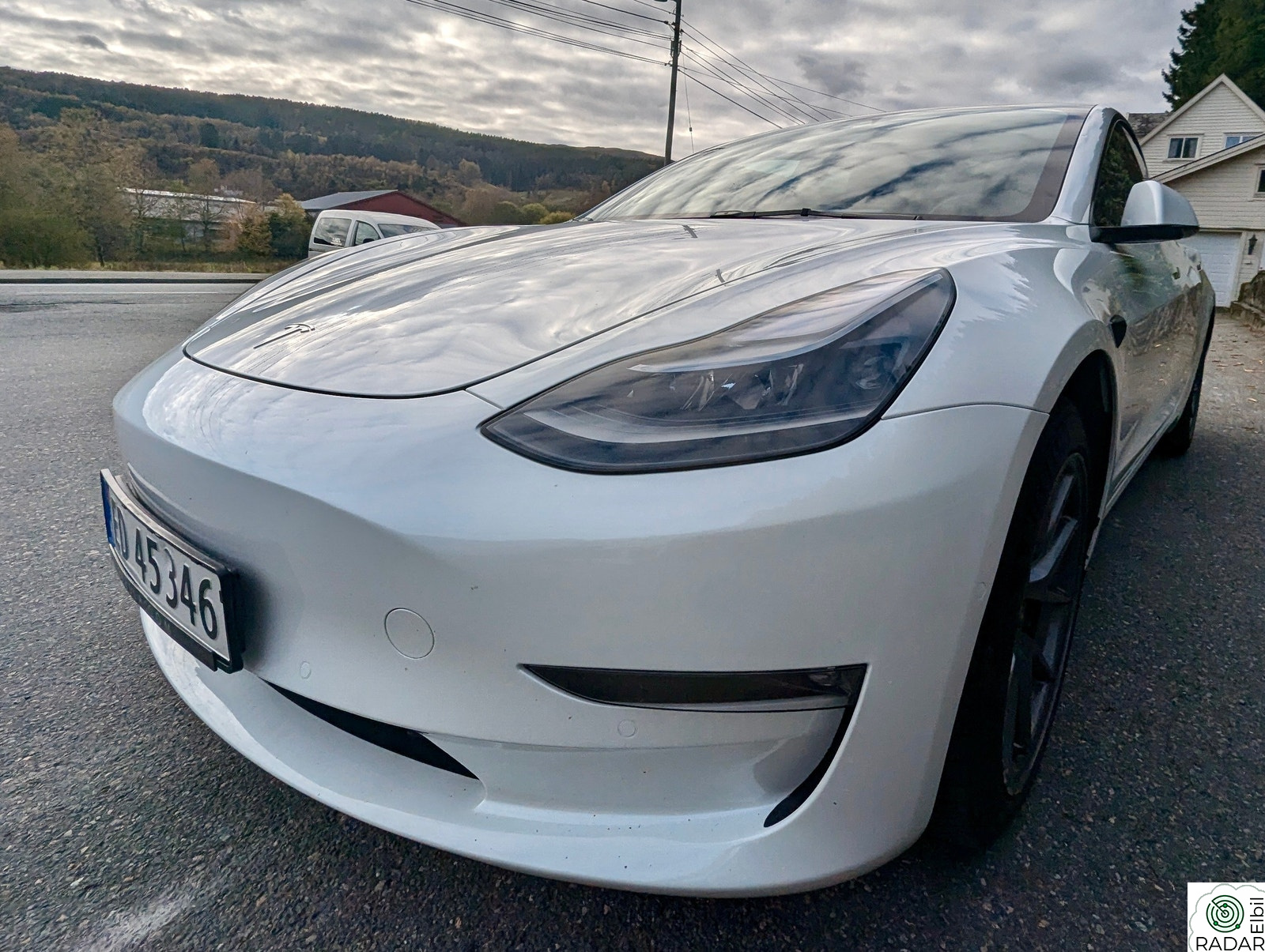 TESLA Model 3 Long Range AWD