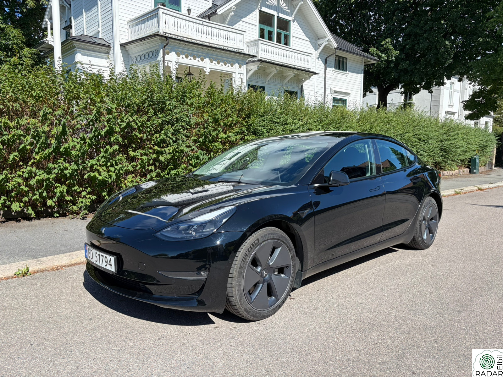 TESLA Model 3 Long Range AWD