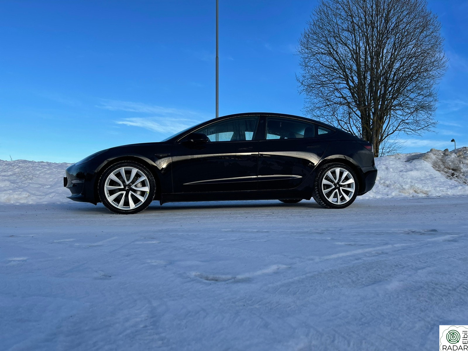 TESLA Model 3 MODEL 3 Long Range AWD