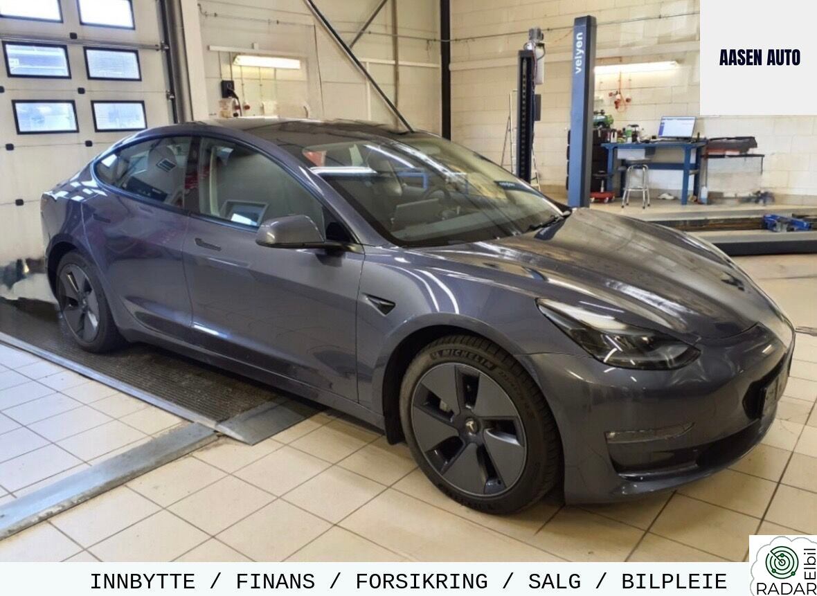 TESLA Model 3 Long Range AWD Ap / Euok / Premium / Panorama ++