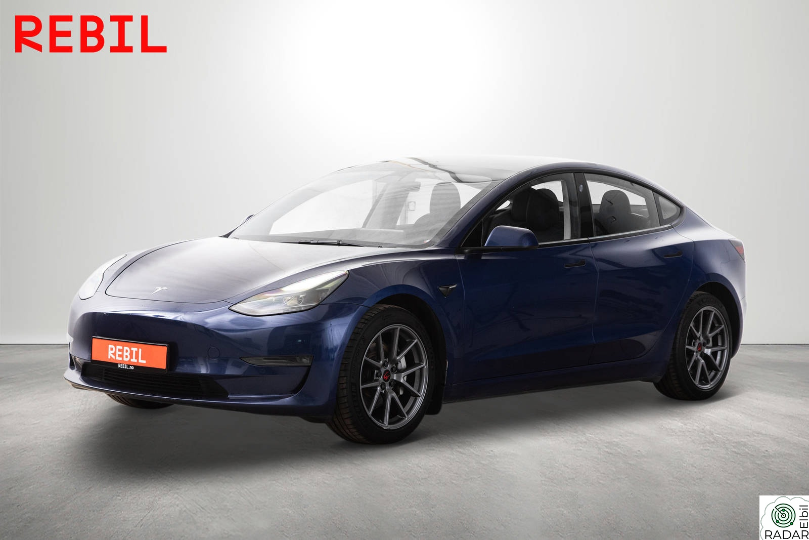 TESLA Model 3 602km (WLTP)/LR/AWD/Krok/MCU2/Navi/R.kam/Pano/AP/V.pump