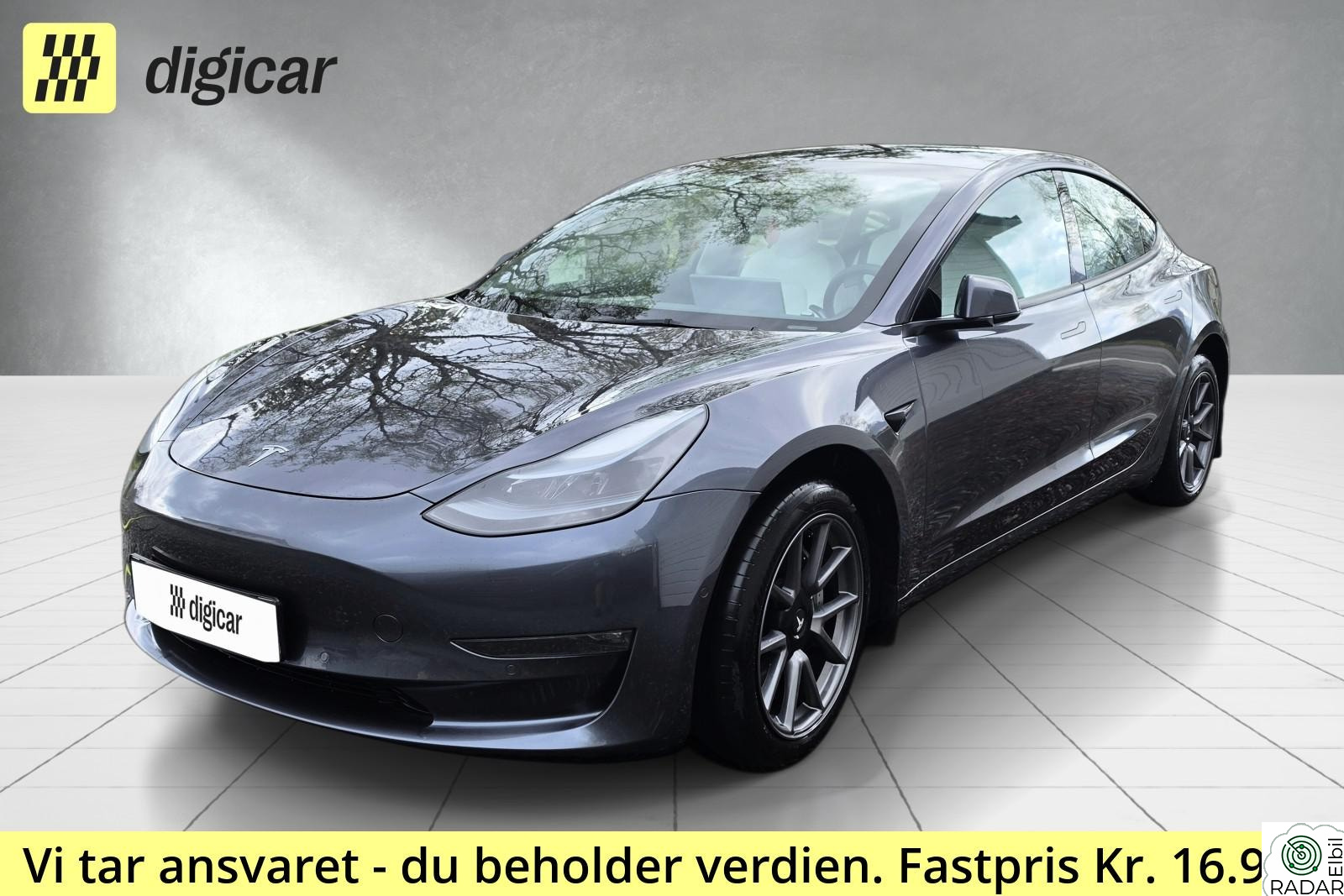 TESLA Model 3 LongRange AWD / Autopilot / Navi / Kamera / App /++