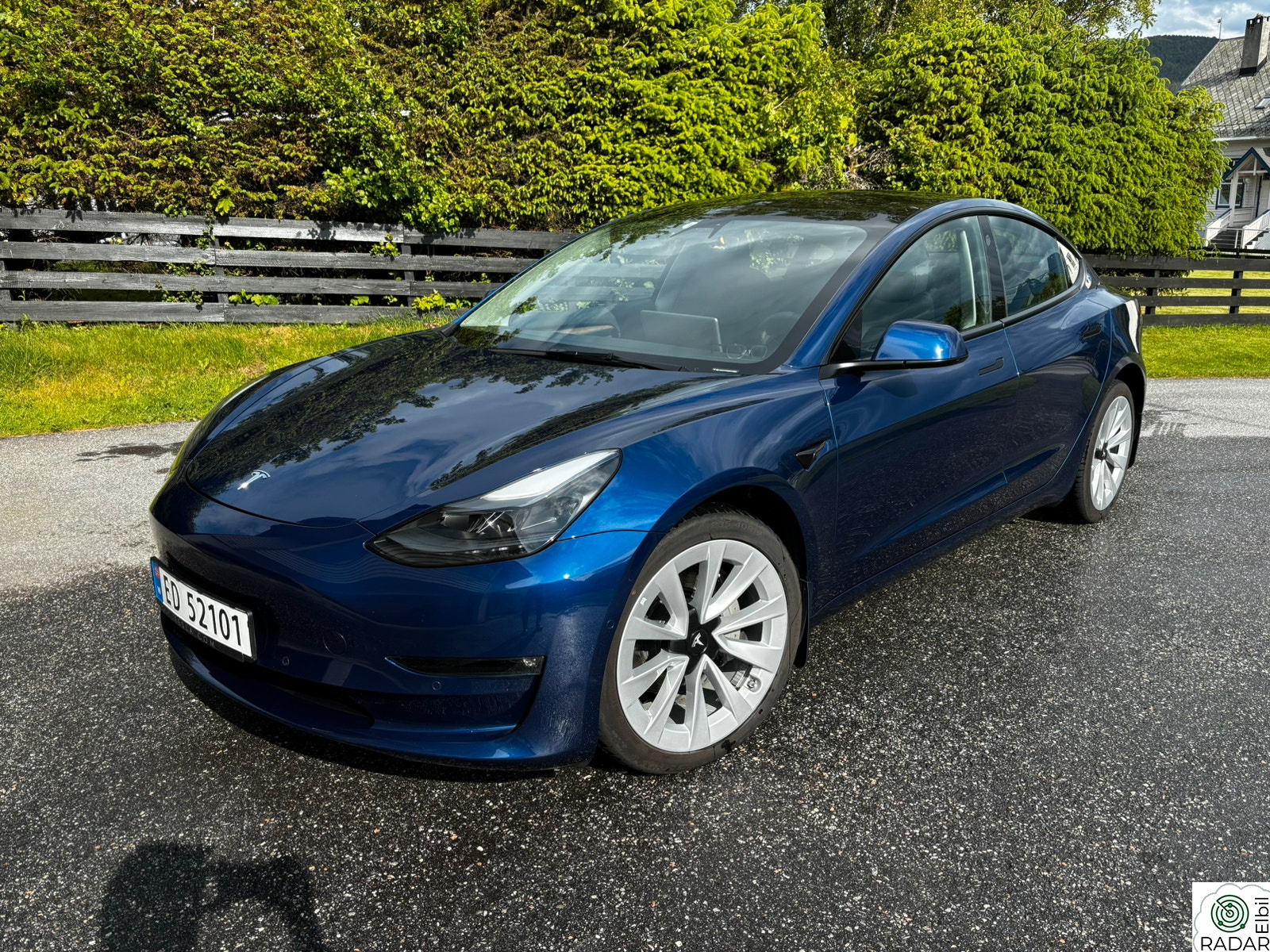 TESLA Model 3 Long Range AWD