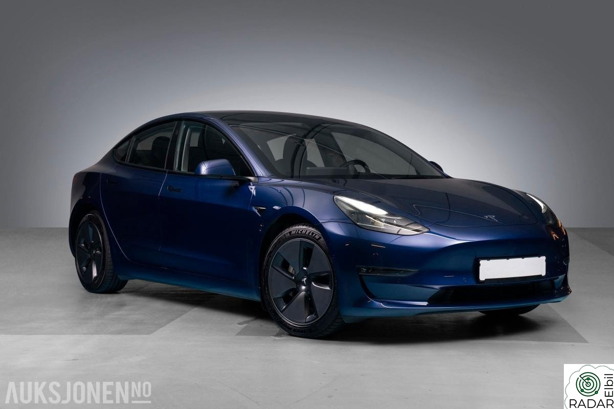 TESLA Model 3 Long Range AWD | Garanti