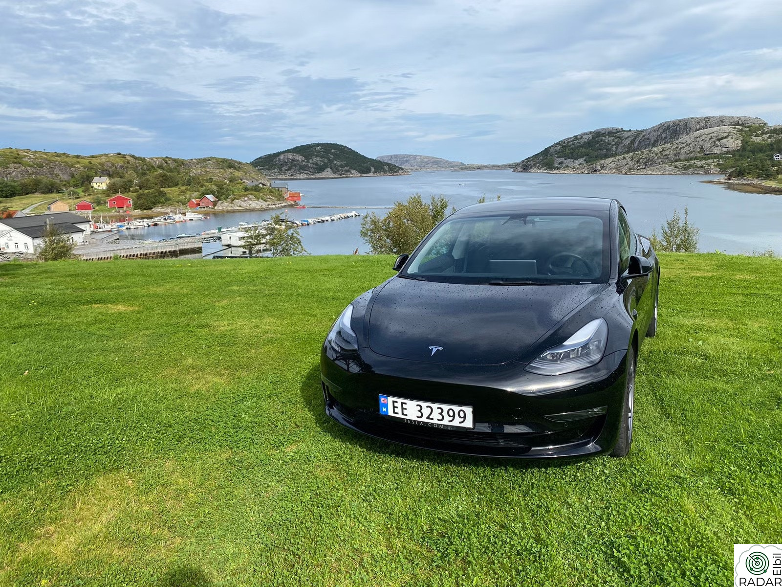TESLA Model 3 Long Range AWD