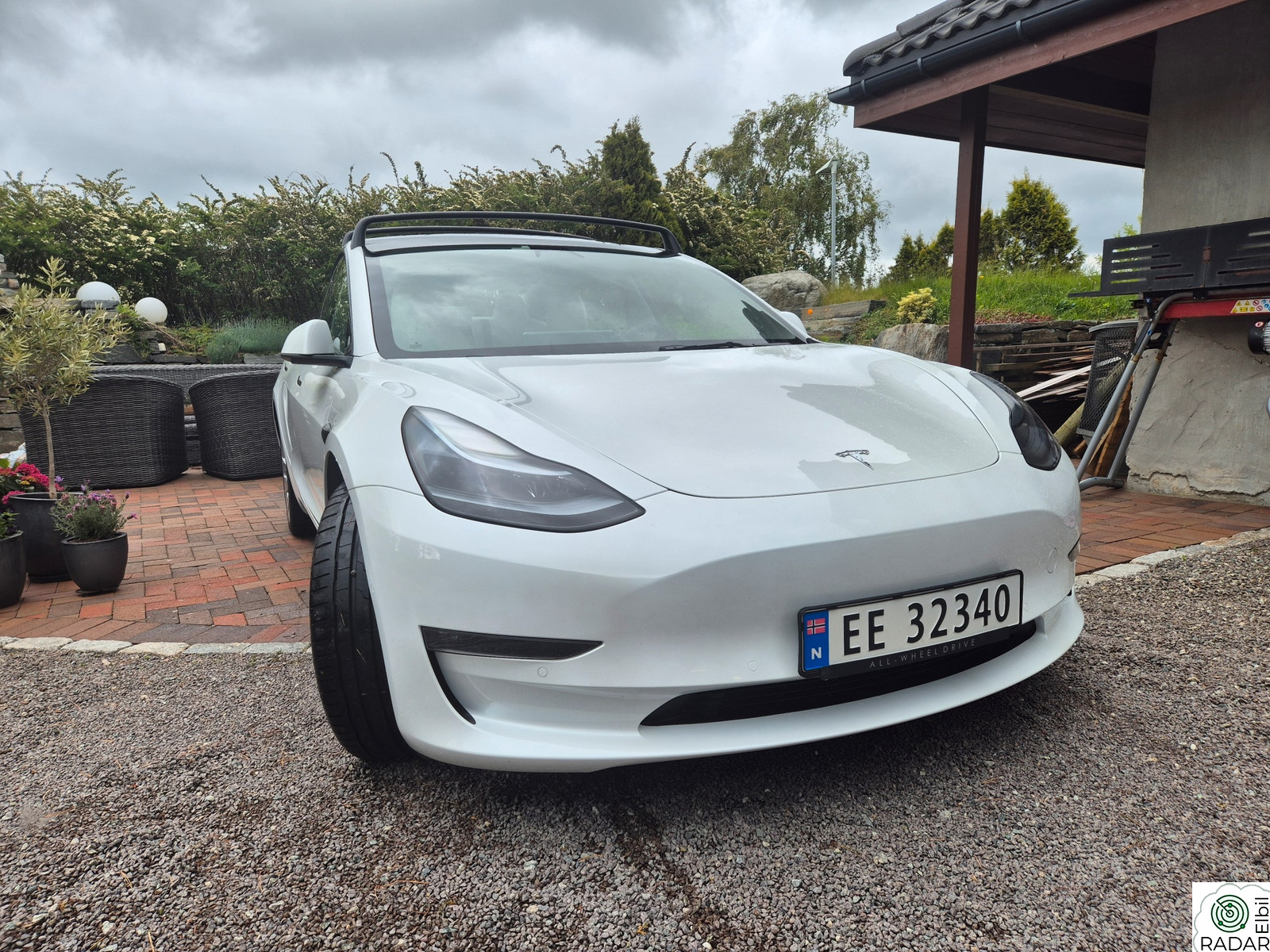 TESLA Model 3 Long Range AWD - FSD - Ryzen - Hvitt interiør