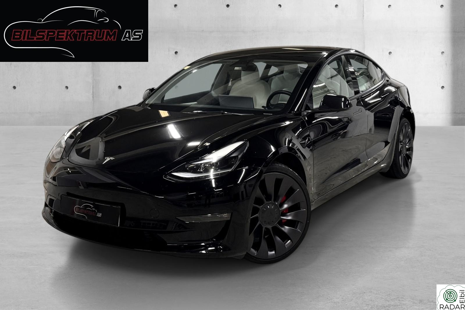 TESLA Model 3 Performance AWD 20" // 1-Eier, Autopilot, Premium, ++