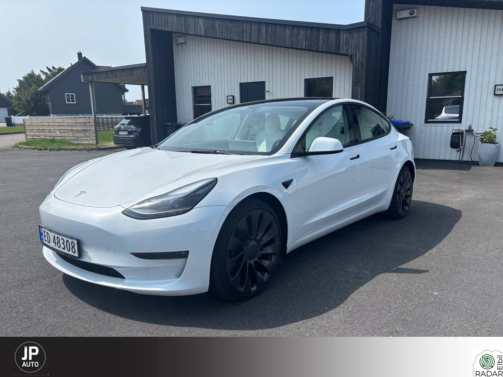 TESLA Model 3 Model 3 Performance