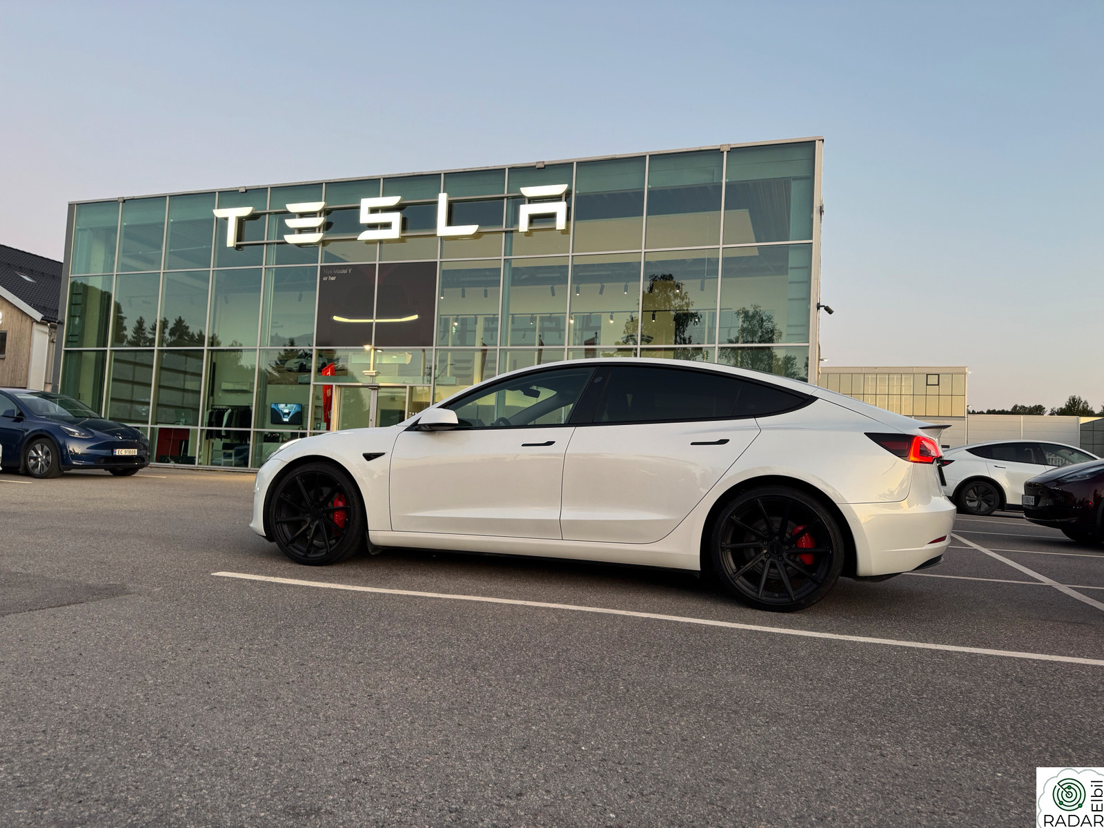 TESLA Model 3 Performance AWD