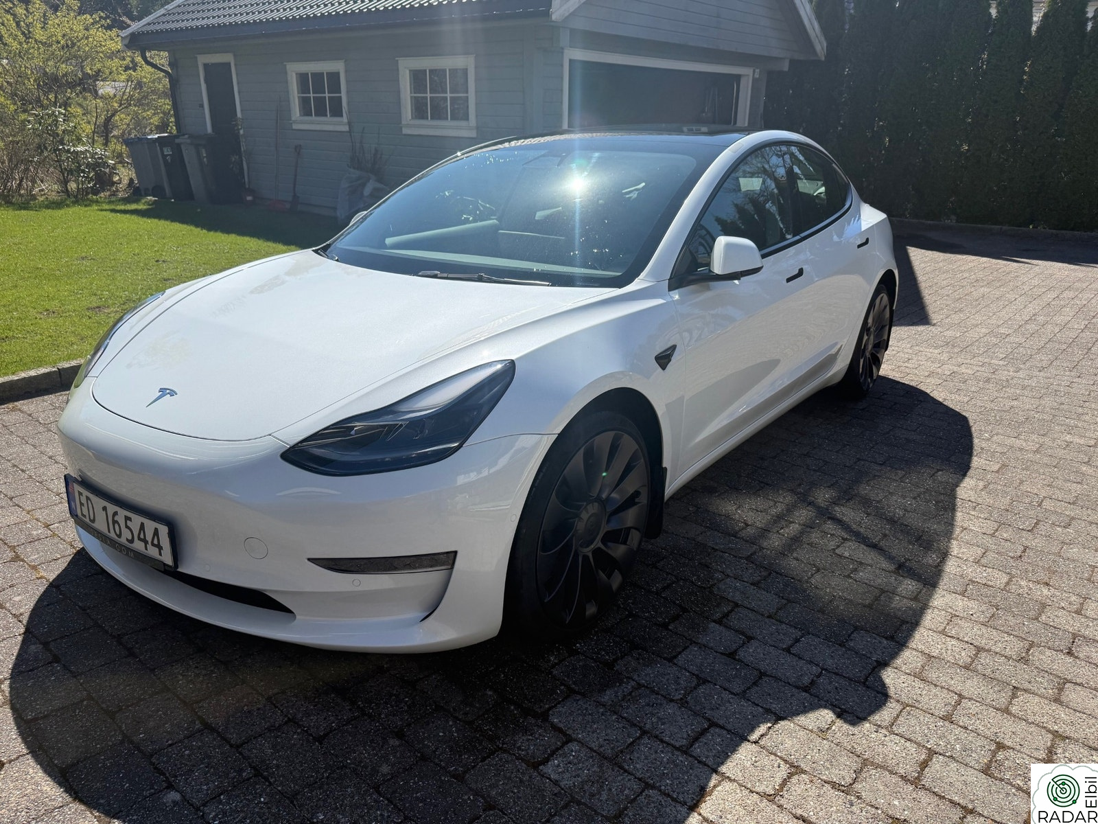 TESLA Model 3 Performance | Garanti | HomeLink | Takstativ | EU-godkj