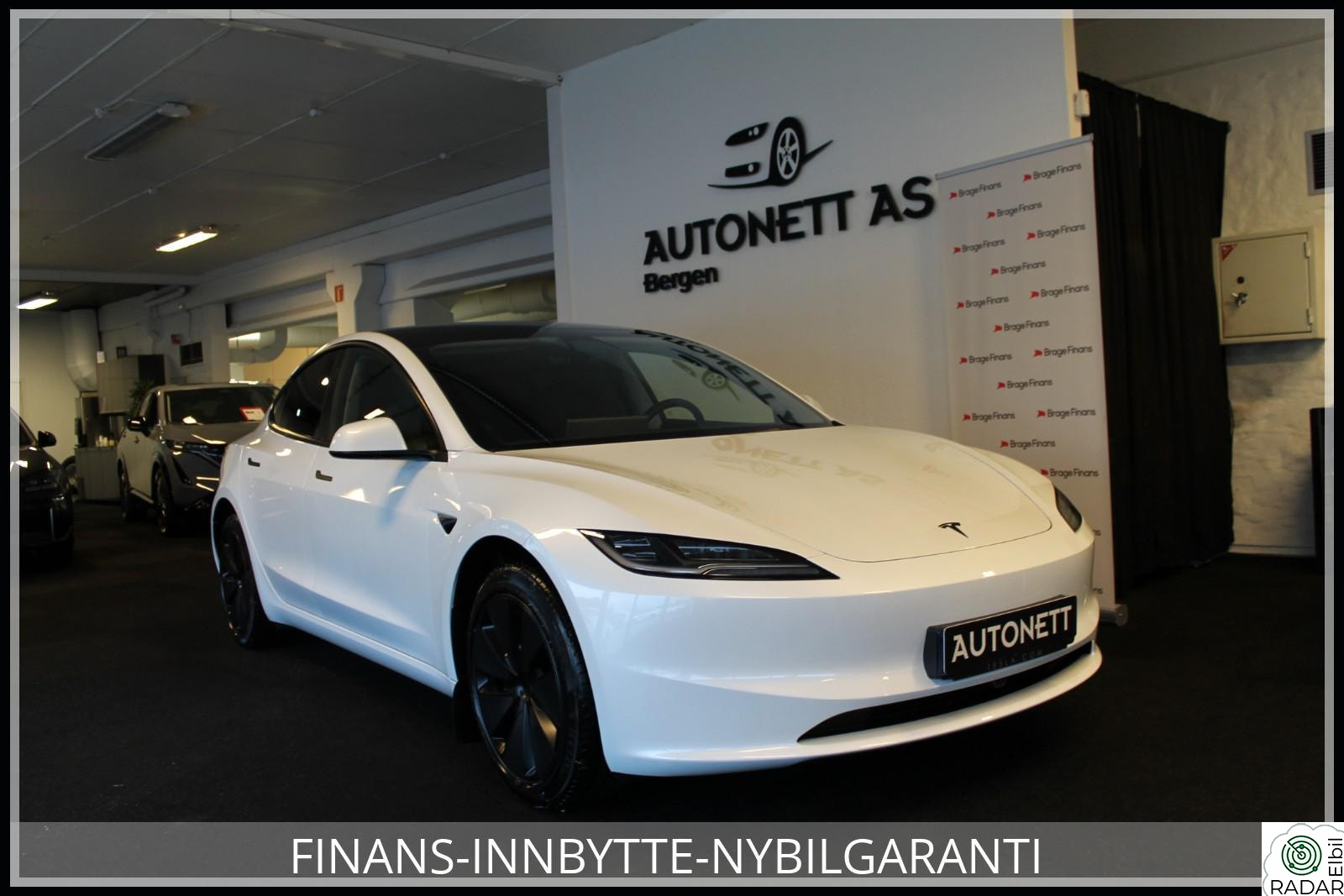 TESLA Model 3 Long Range 750KM,Pano,Skinn,Mørke Glass,Kun10.00KM!!!