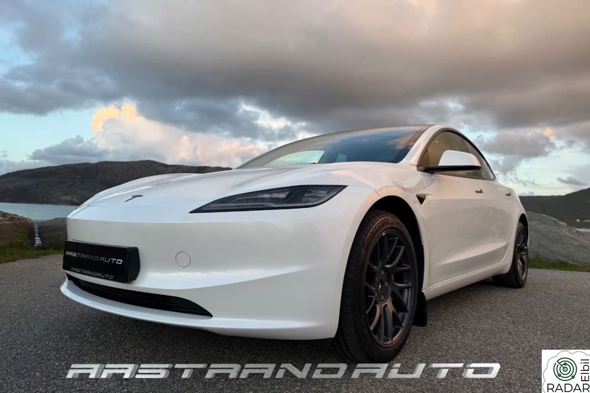 TESLA Model 3 LR|RWD|AP|PREMIUM|VARMEP|PANO|VENT.SKINN|360CAM|750KM