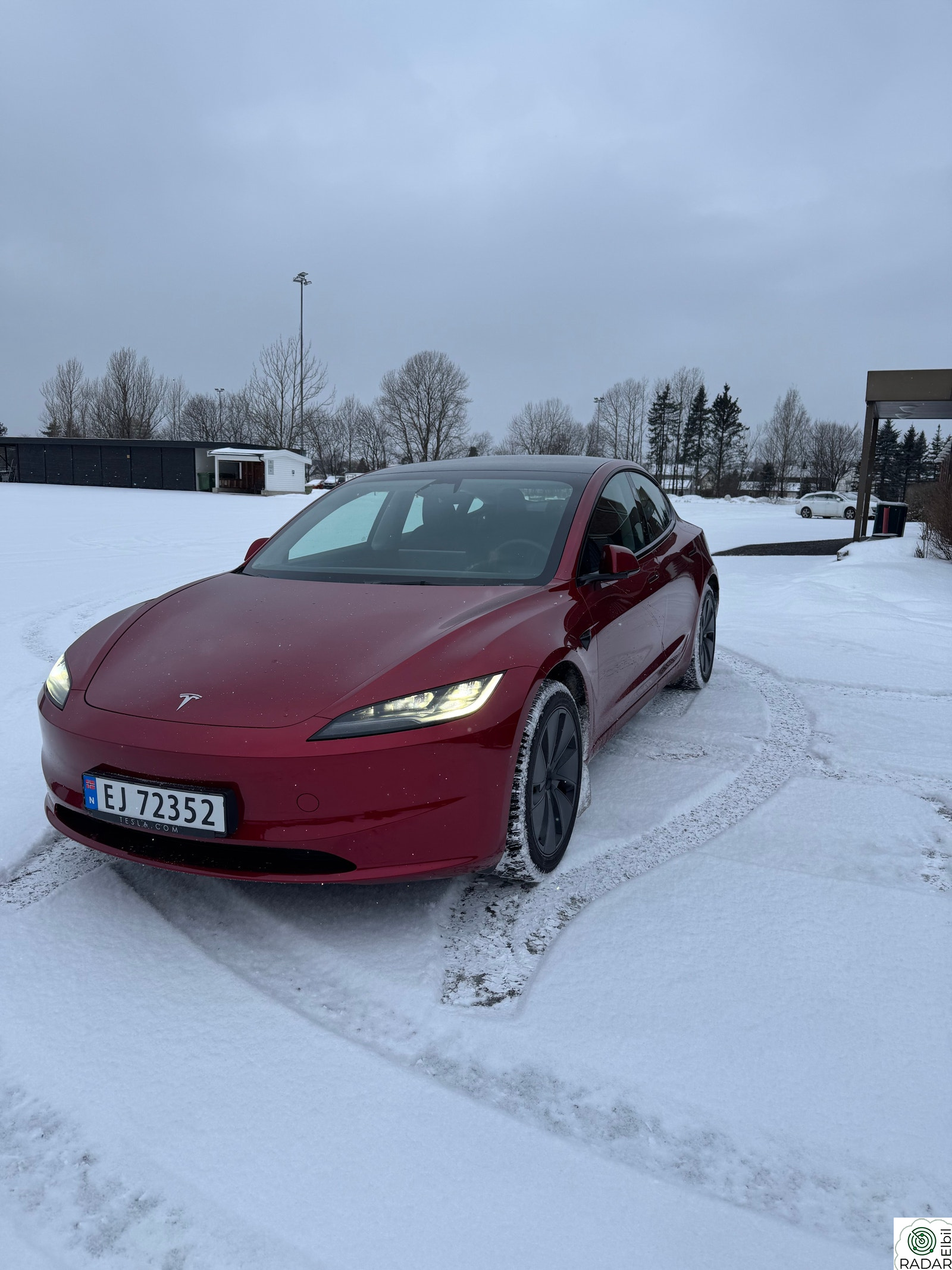 TESLA Model 3