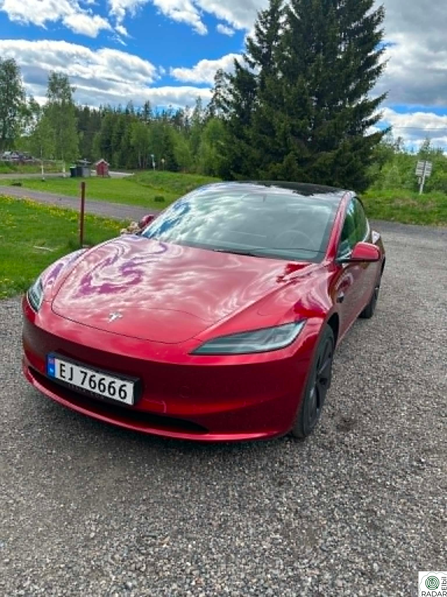 TESLA Model 3 Long Range RWD 320hk
