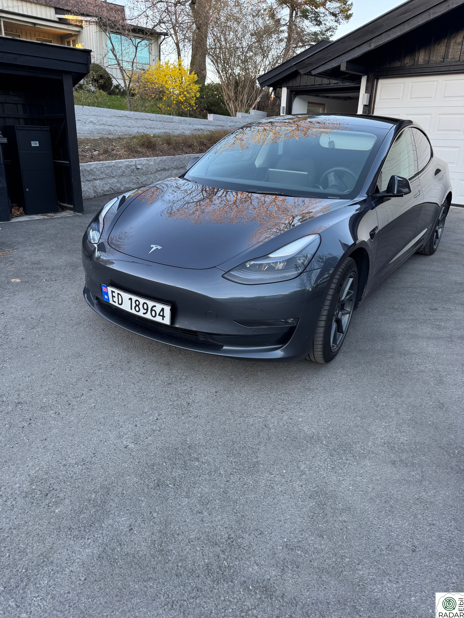 TESLA Model 3 Long Range AWD "Carbon" Varmepumpe facelift mm