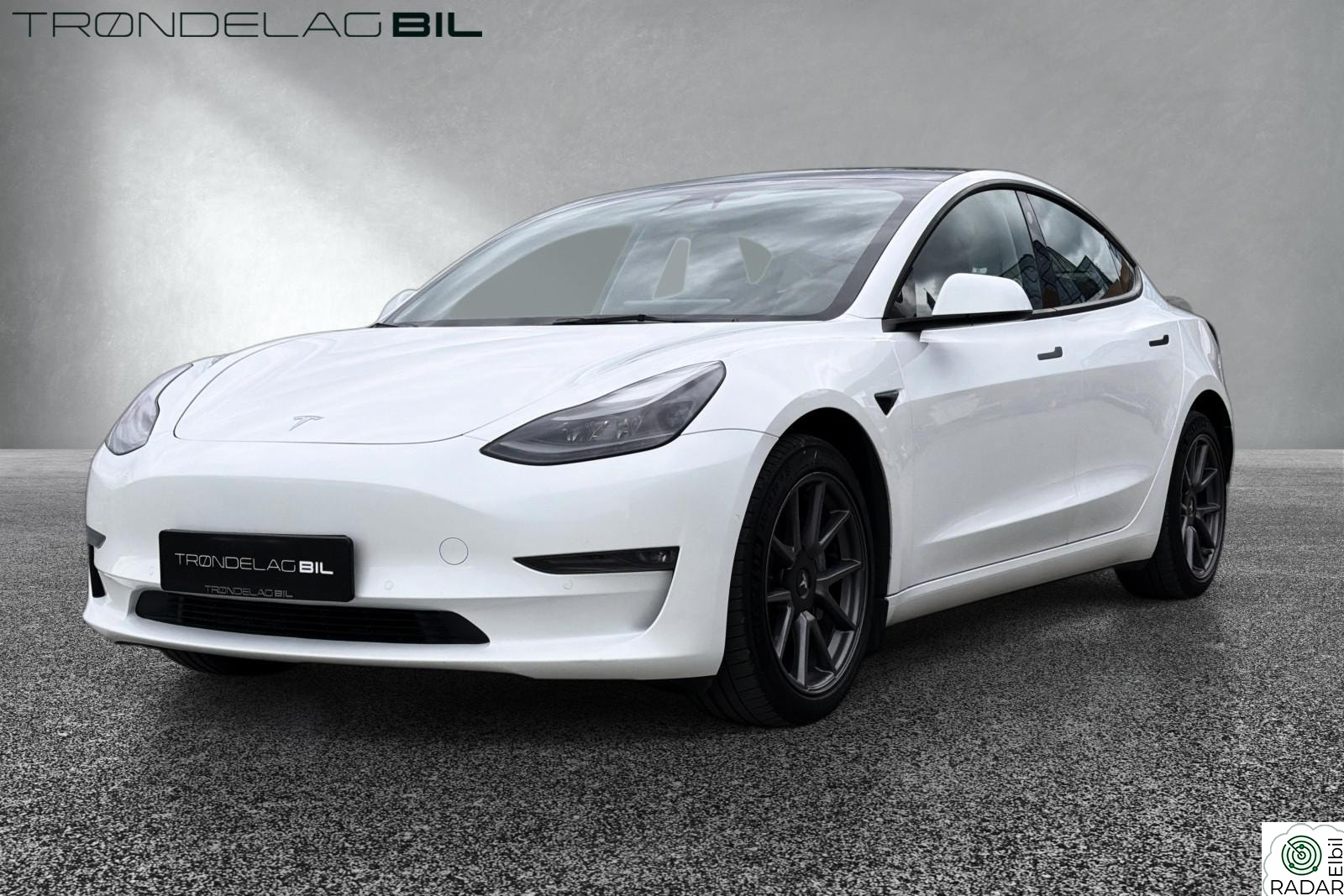 TESLA Model 3 LR* AWD*Premium*Panorama*kr 2.495,- per mnd!