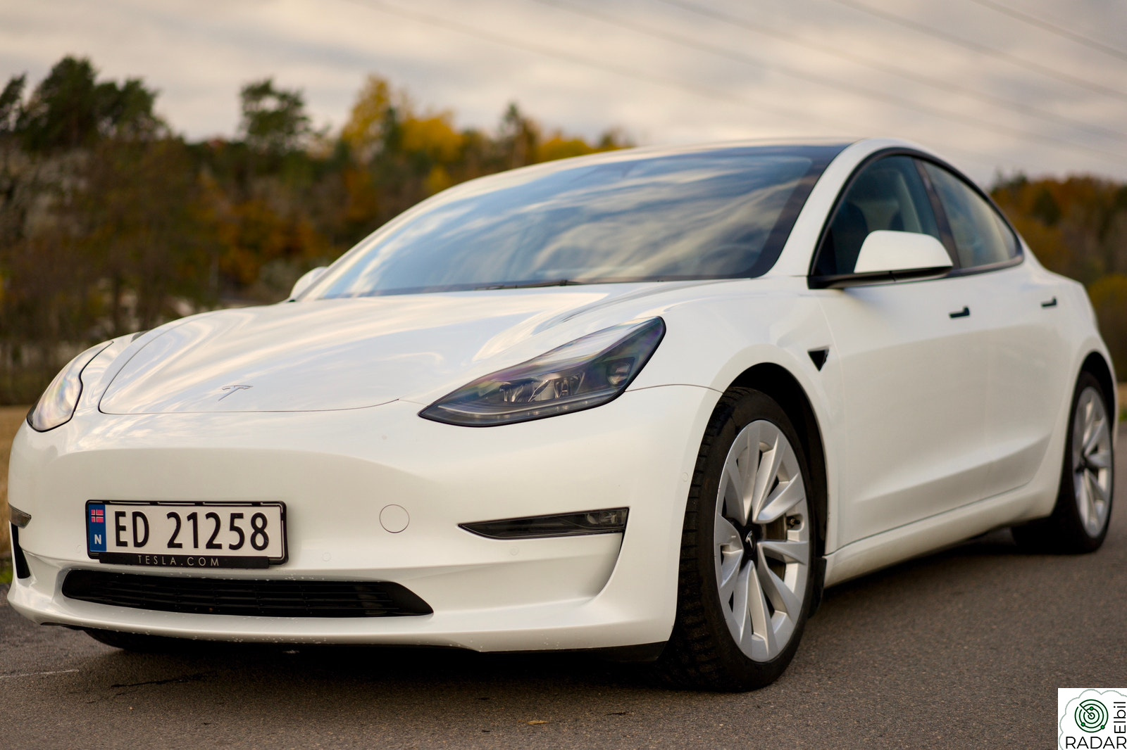 TESLA Model 3 Long Range AWD