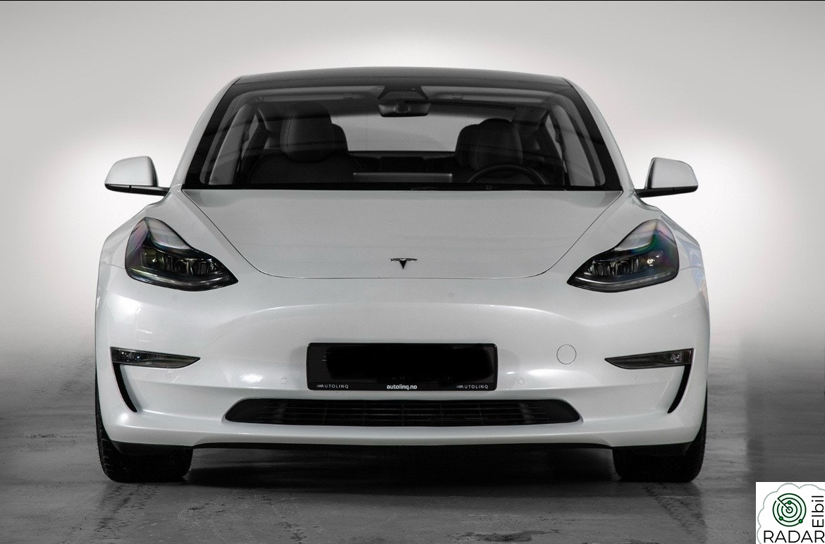 TESLA Model 3 Long Range AWD