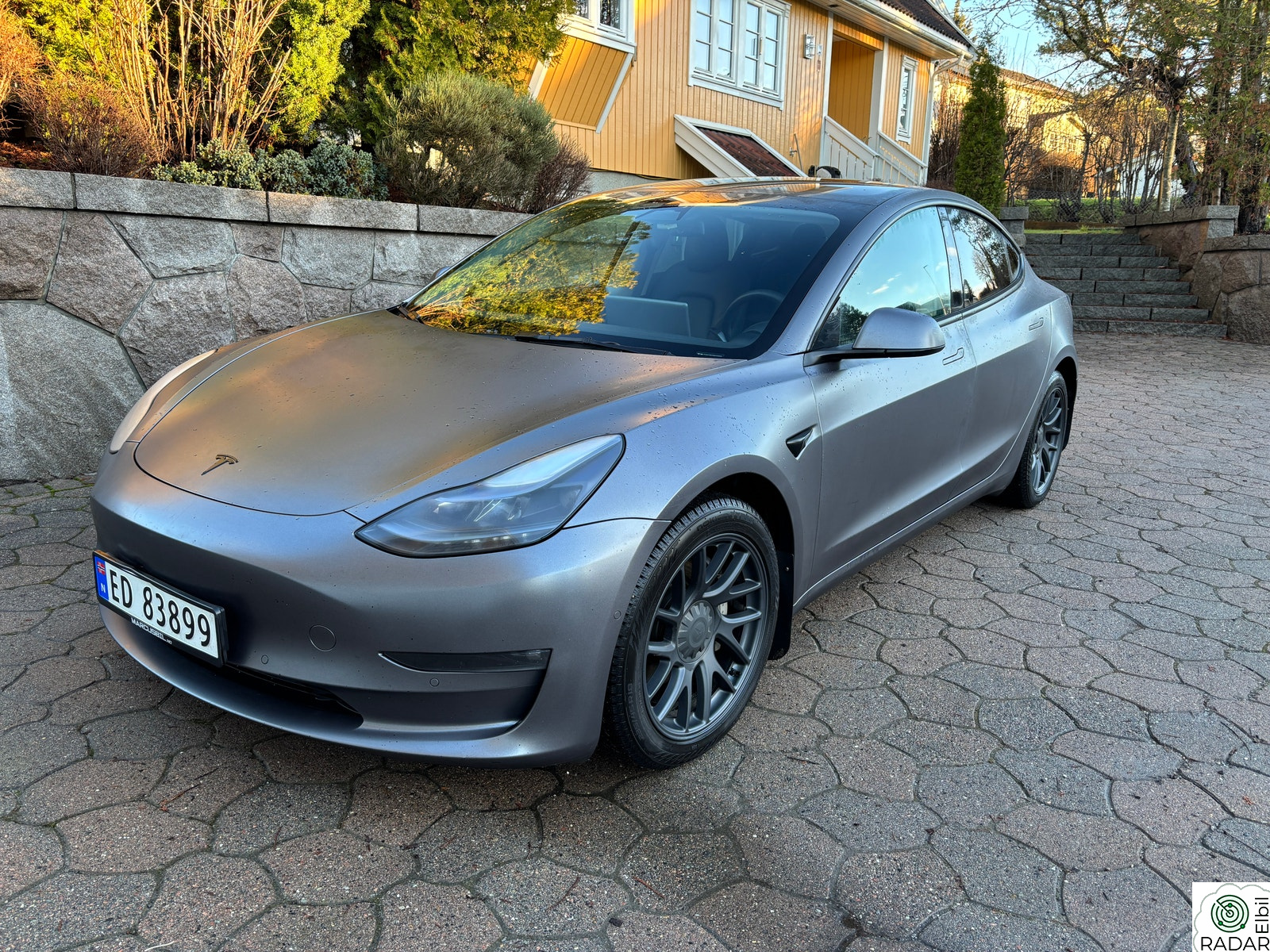TESLA Model 3 Long Range AWD