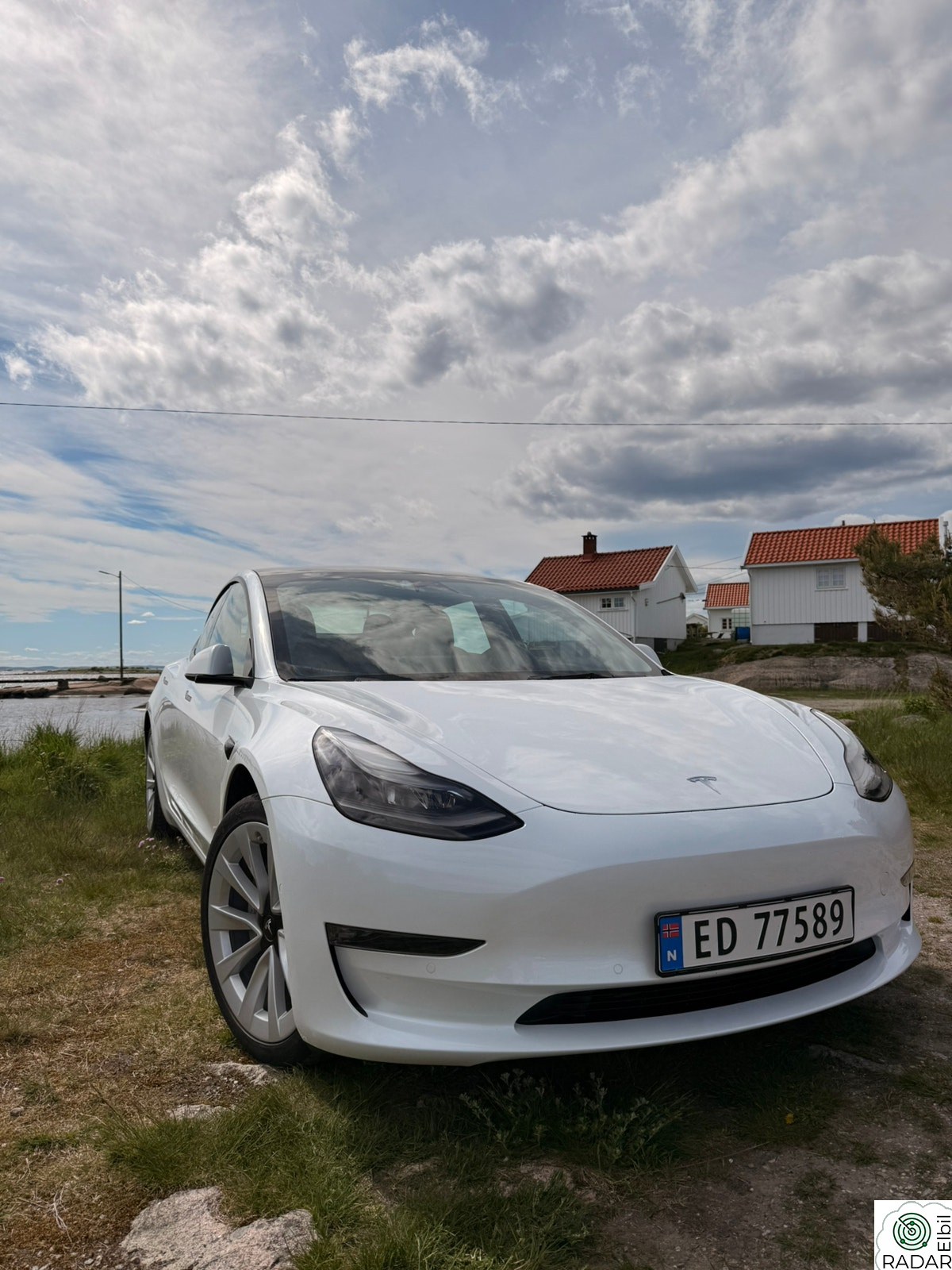 TESLA Model 3 Long Range AWD