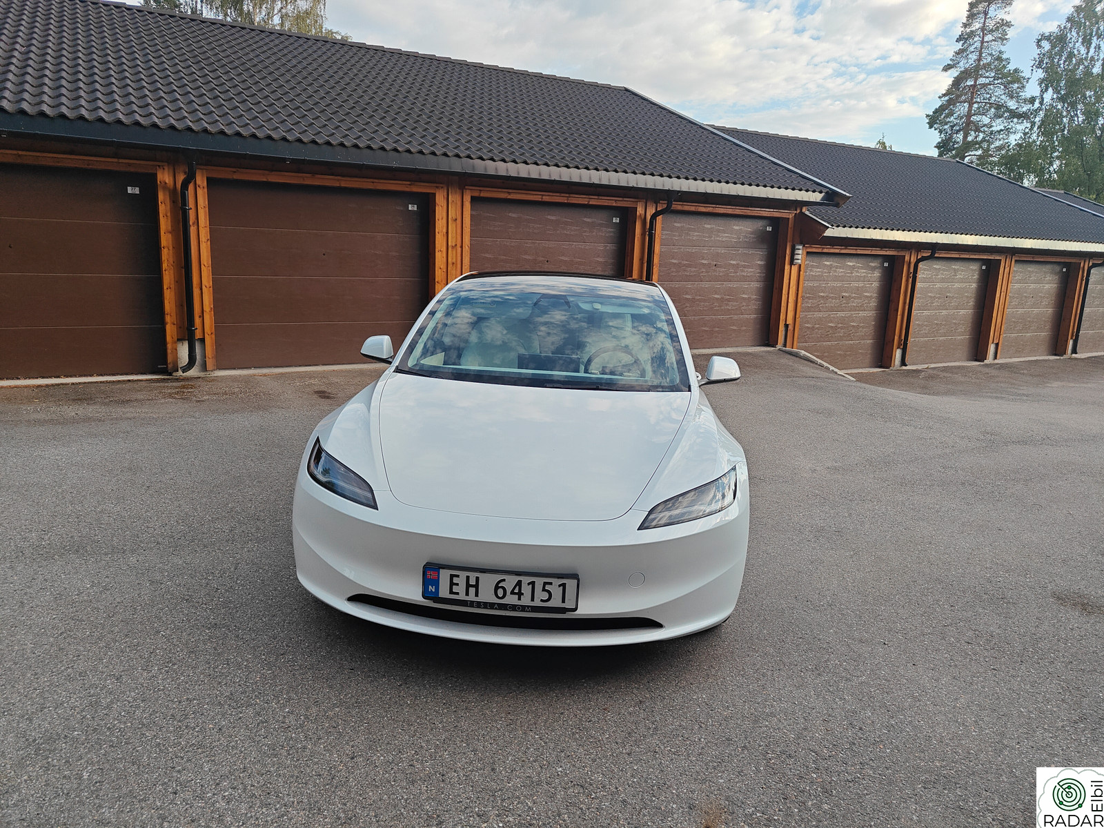TESLA Model 3 Long Range AWD