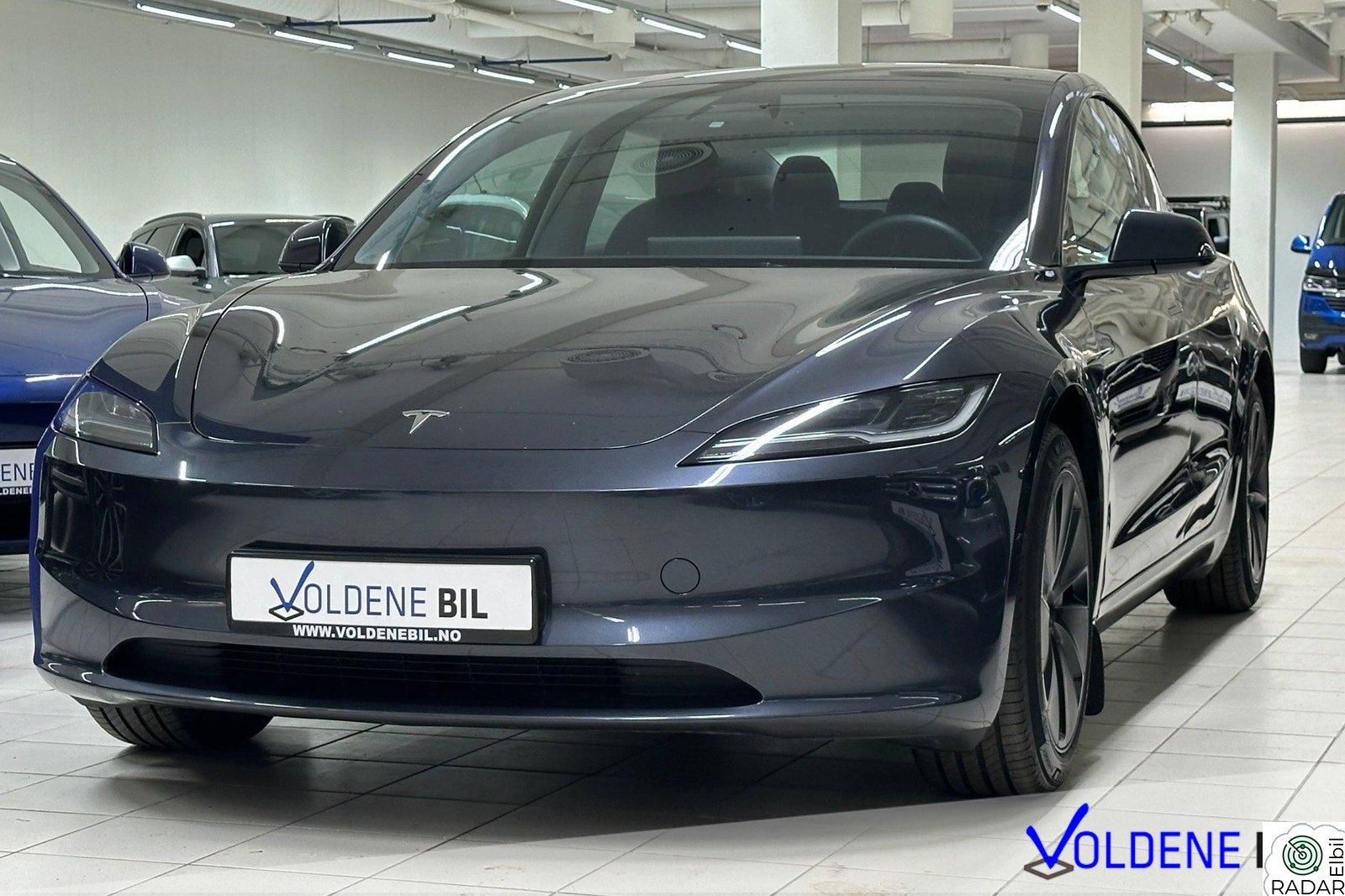 TESLA Model 3 Highland / LR / AWD / 629 WLTP / AP4 / Skinn +++