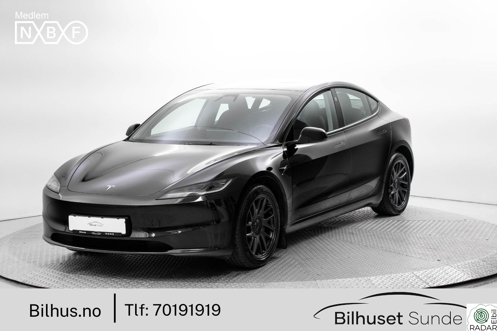 TESLA Model 3 Long Range Highland AWD Premium,ACC,Matrix,Skinn+++