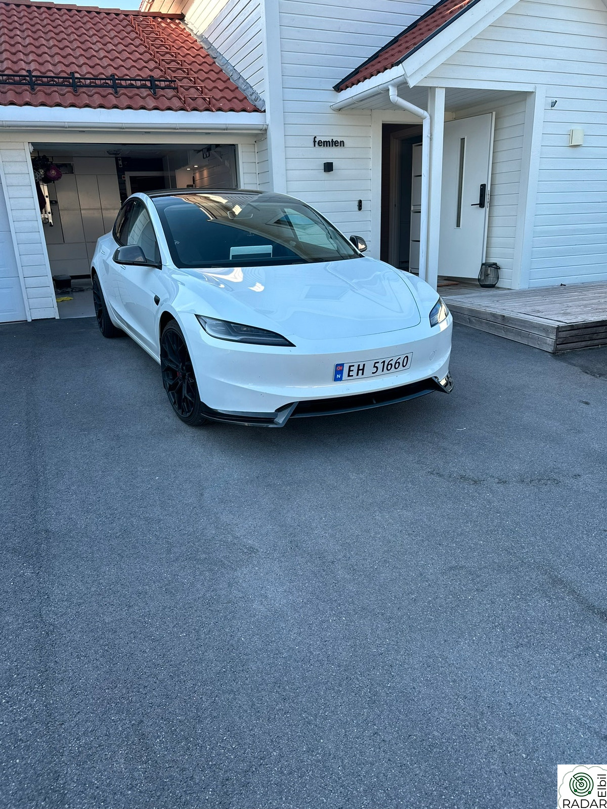TESLA Model 3 Long Range AWD