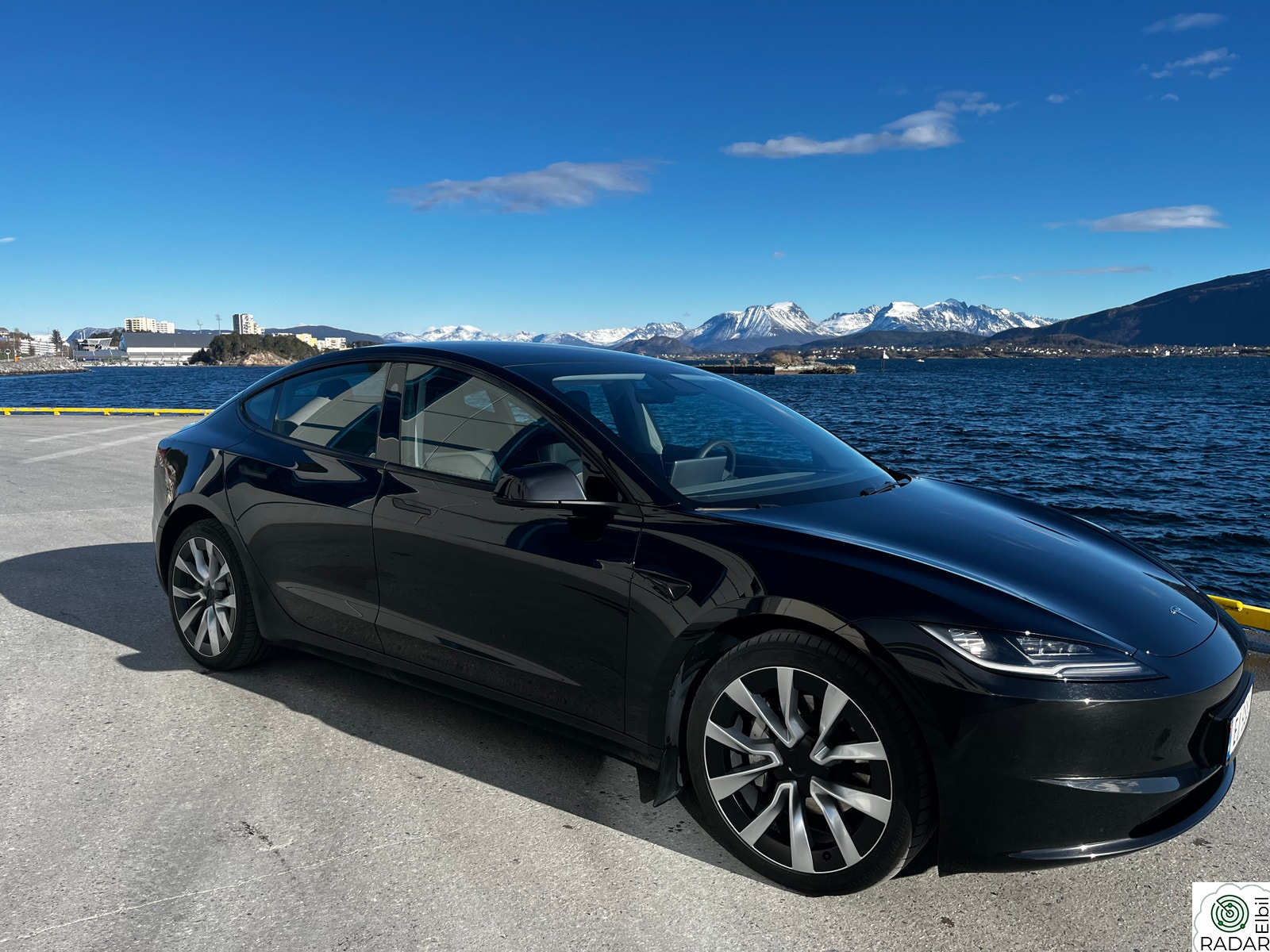 TESLA Model 3 Long Range AWD