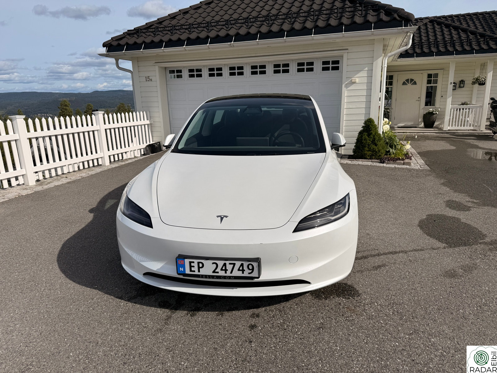 TESLA Model 3 Long Range AWD, KROK, SKINN, PANO