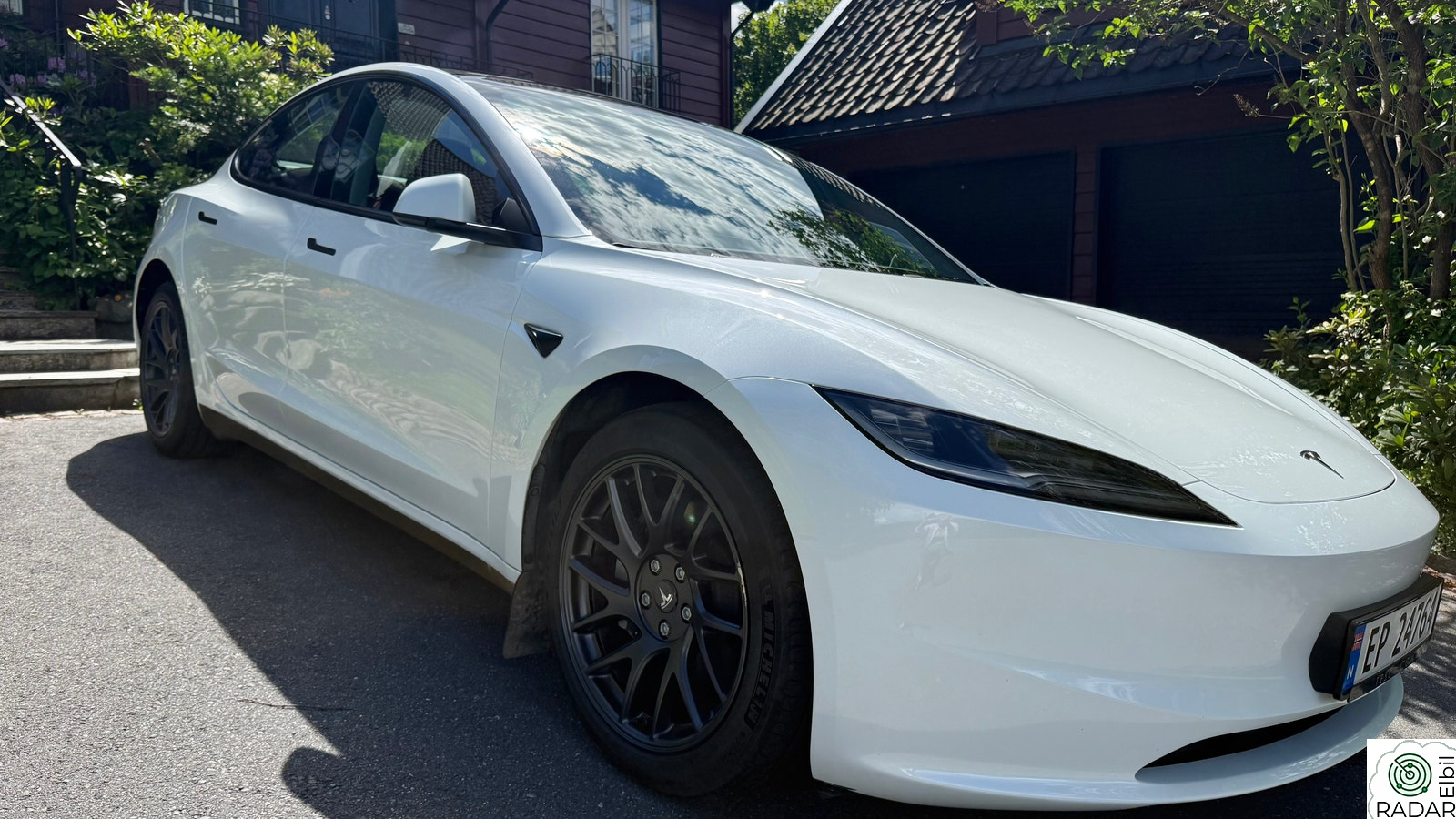 TESLA Model 3 Long Range AWD