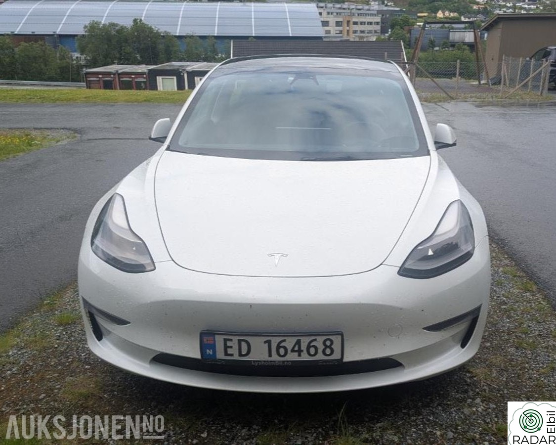 TESLA Model 3 Long Range AWD Navigasjon Skinninteriør Elektriske set