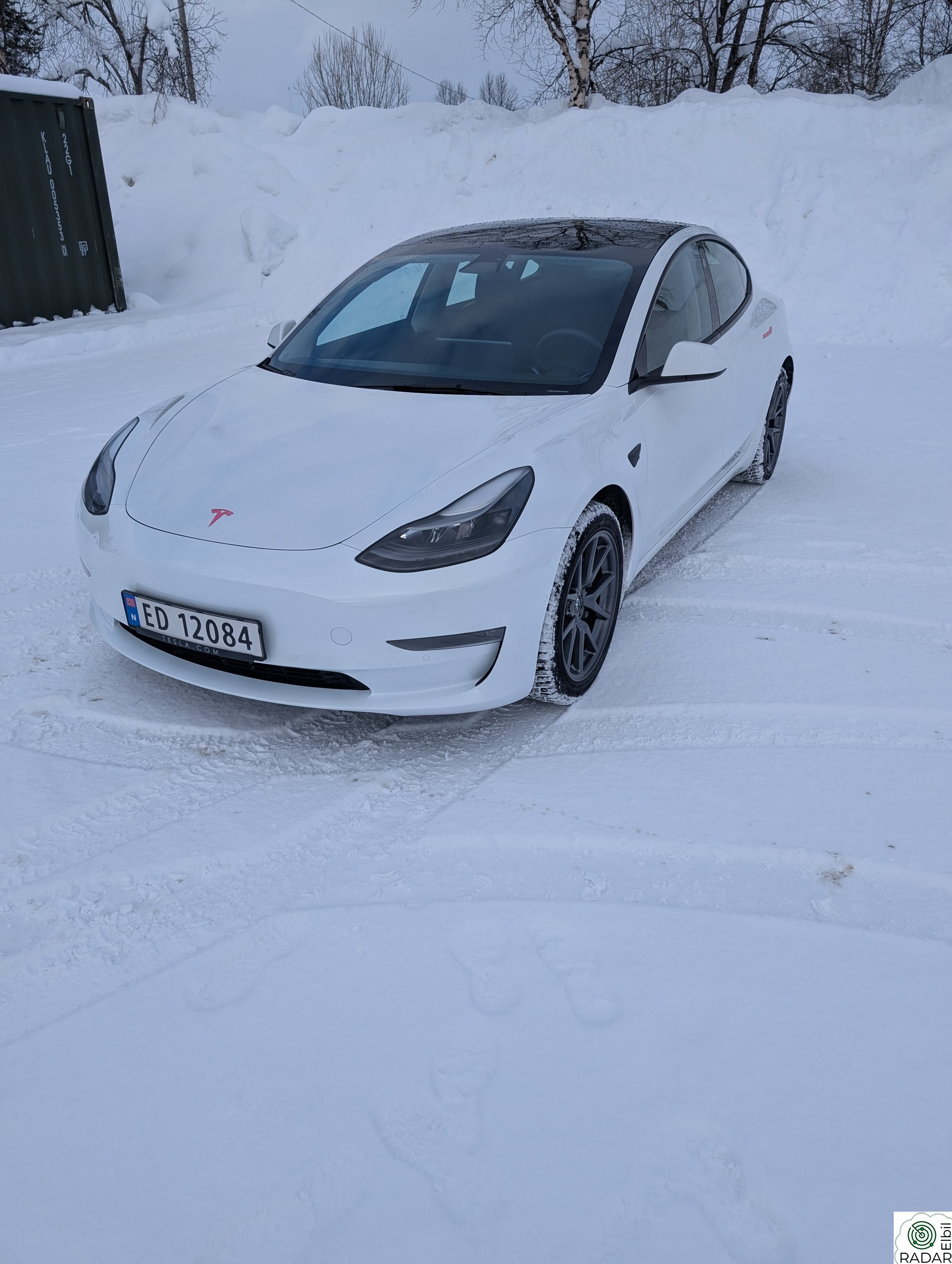 TESLA Model 3 Long Range AWD