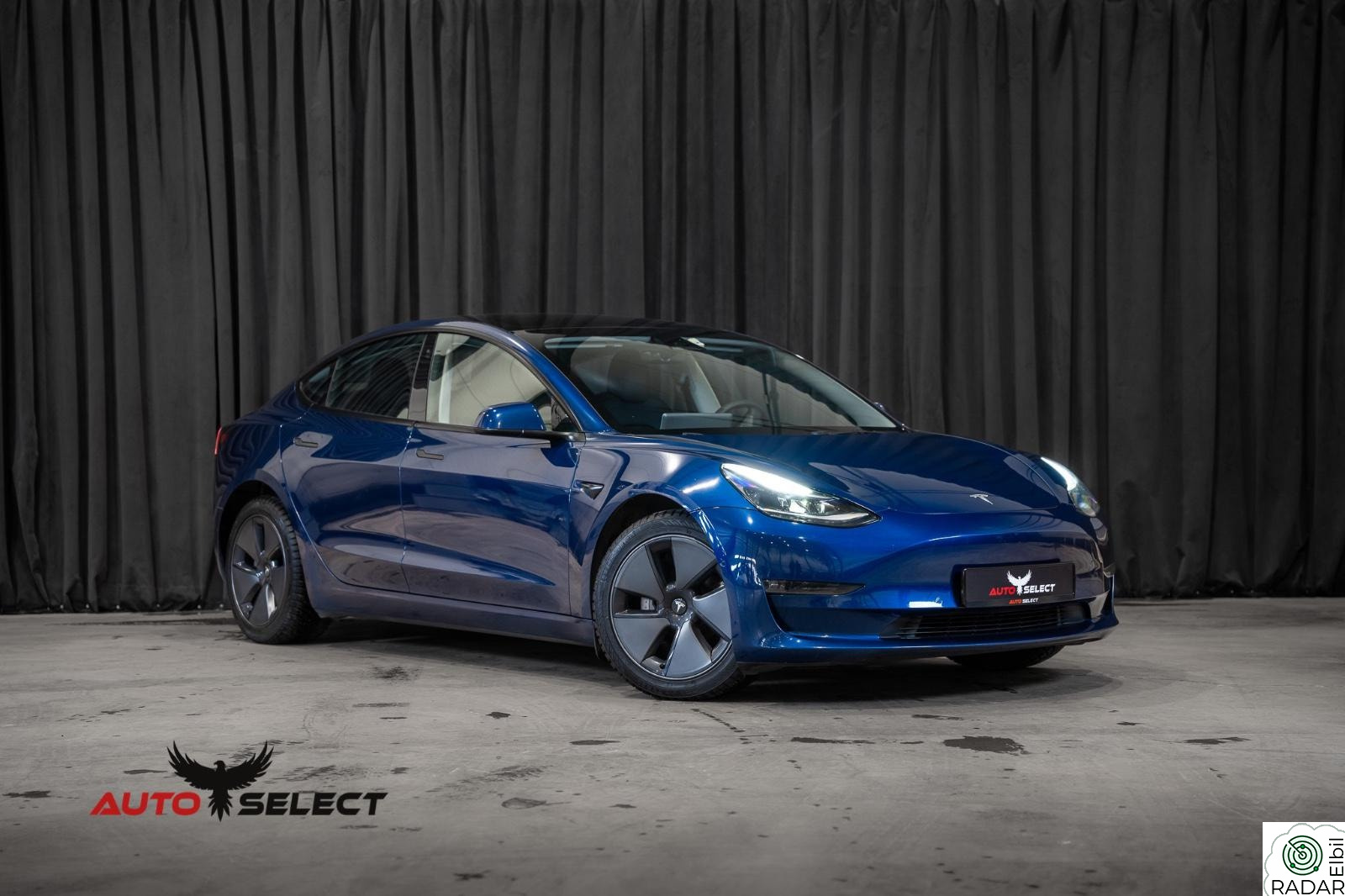 TESLA Model 3 Long Range 498HK/AWD/Premium/Varmepumpe/Krok/Pano++