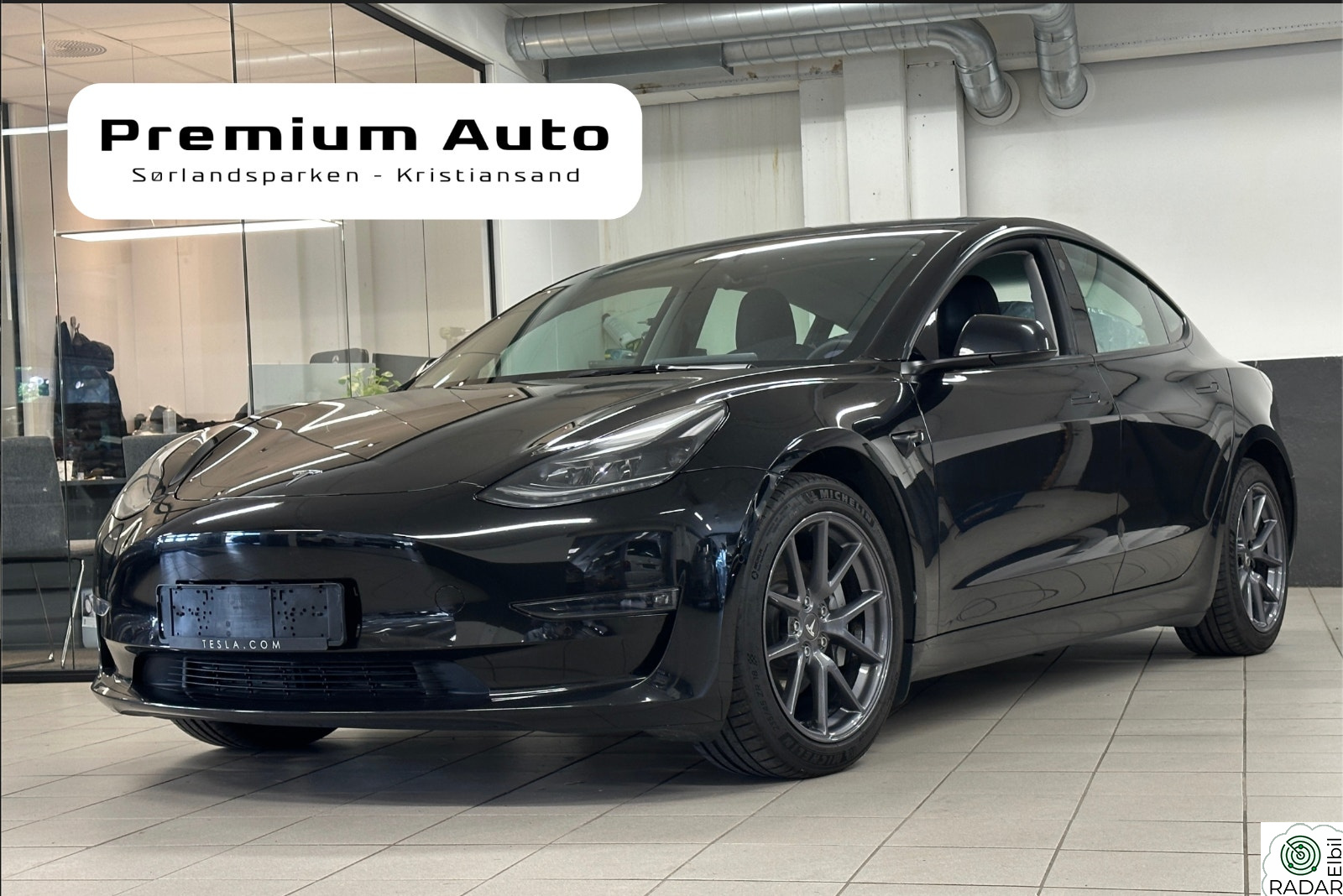 TESLA Model 3 Long Range 4X4 602km