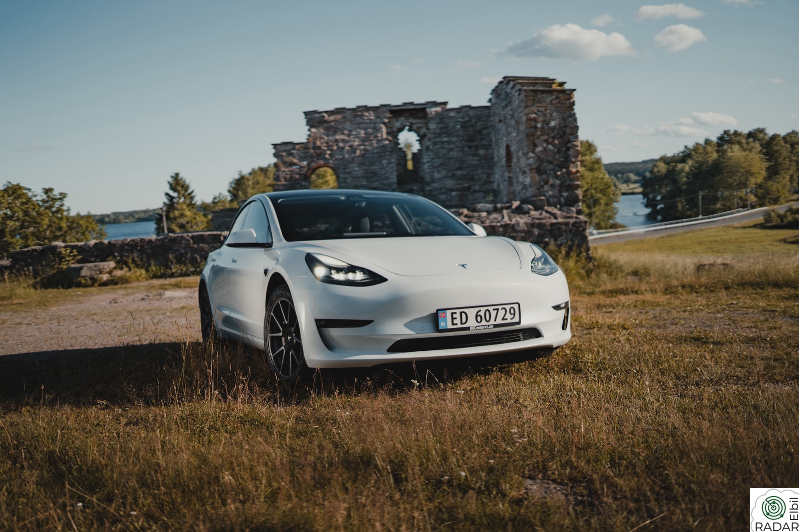 TESLA Model 3 Long Range AWD