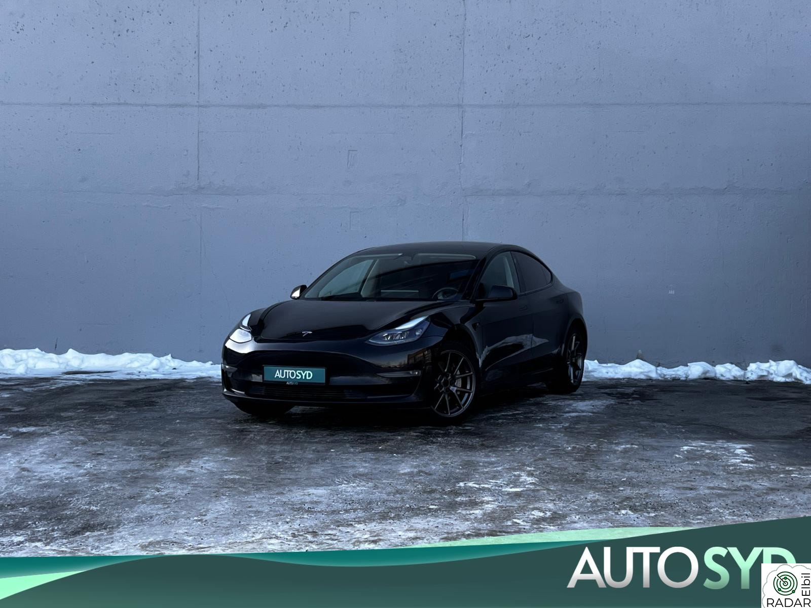 TESLA Model 3 PREMIUM DUAL MOTOR LONG RANGE/WLTP 602KM/