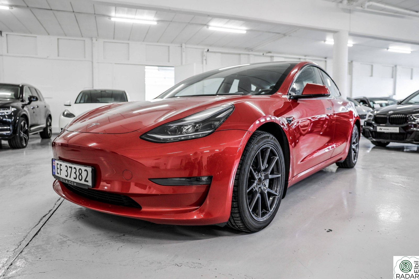 TESLA Model 3 LONG RANGE AWD 498HK 602KM SKINN KROK INNBYTTE