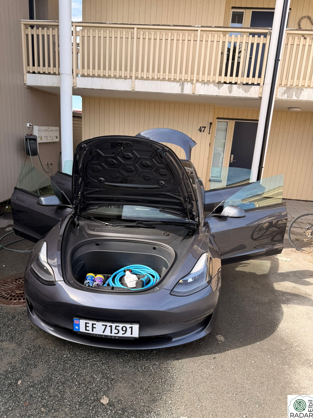 TESLA Model 3 Long Range AWD