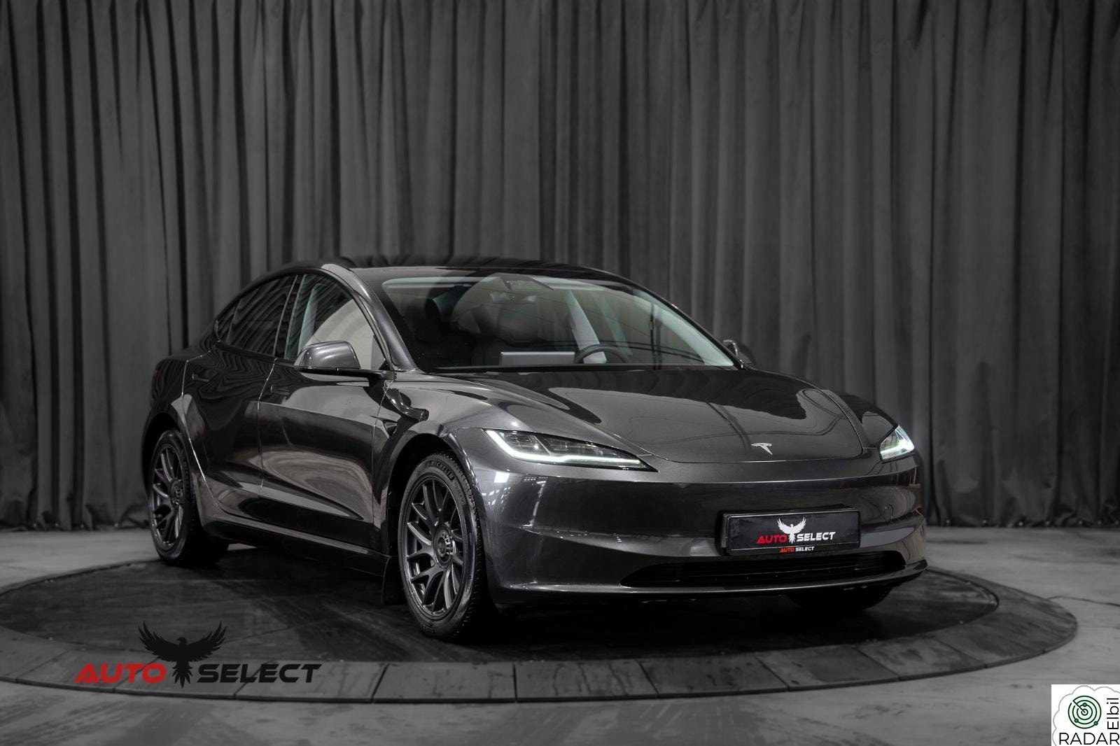 TESLA Model 3 Long Range AWD/Highland/Premium/Krok/V.Pumpe/AMD Ryzen