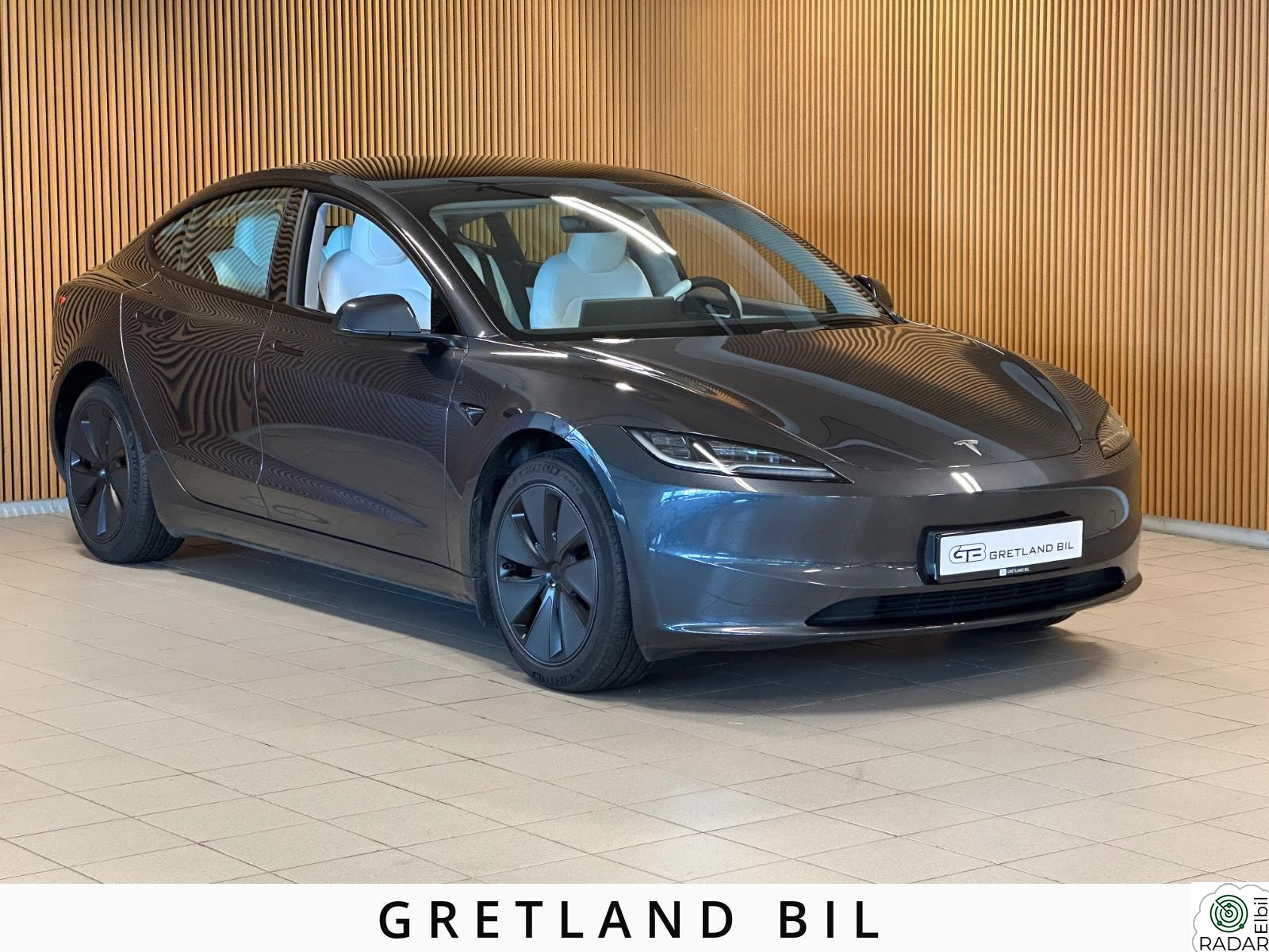 TESLA Model 3 LONG RANGE/AWD/629KM//HIGHLAND/AUTO PILOT/INNBYTTE/++