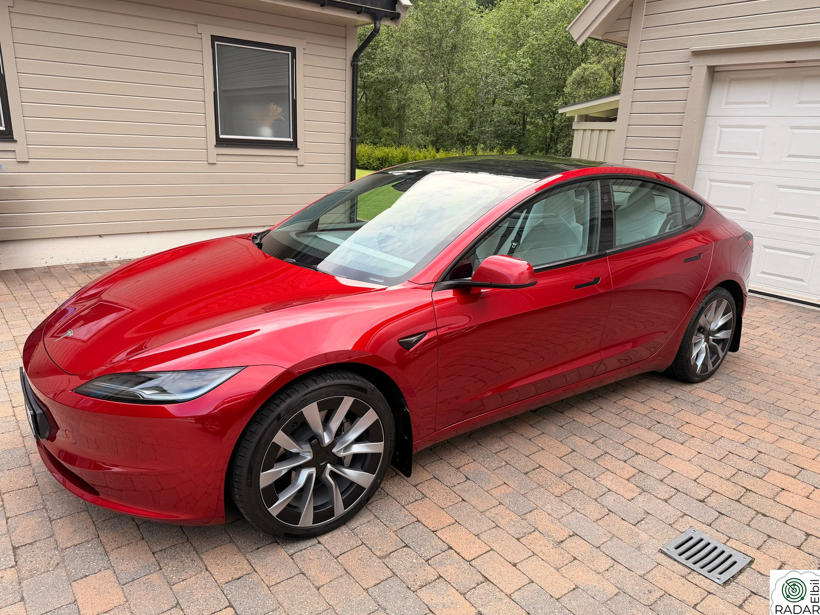 TESLA Model 3 Long Range AWD