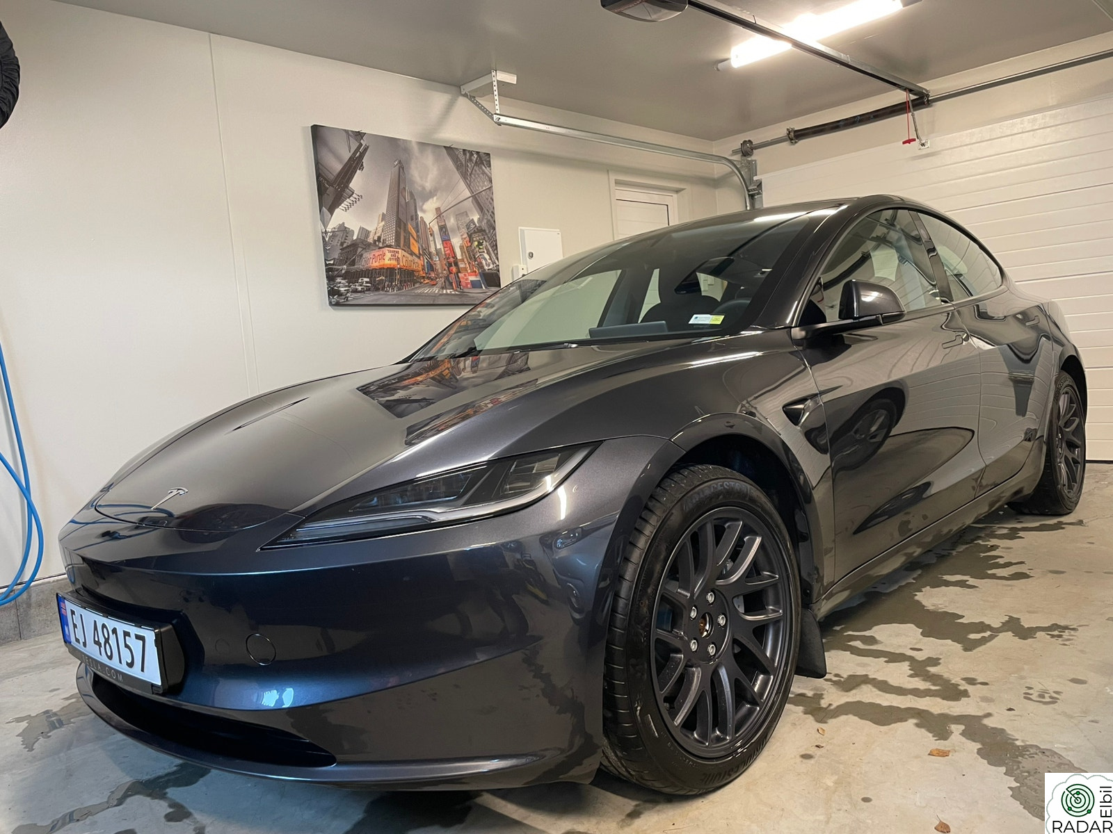TESLA Model 3 Long Range AWD