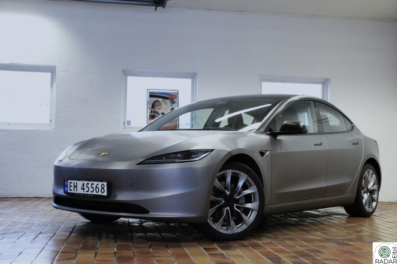 TESLA Model 3 LONG RANGE AWD PREMIUM HIGHLAND+AP+629KM WLTP++